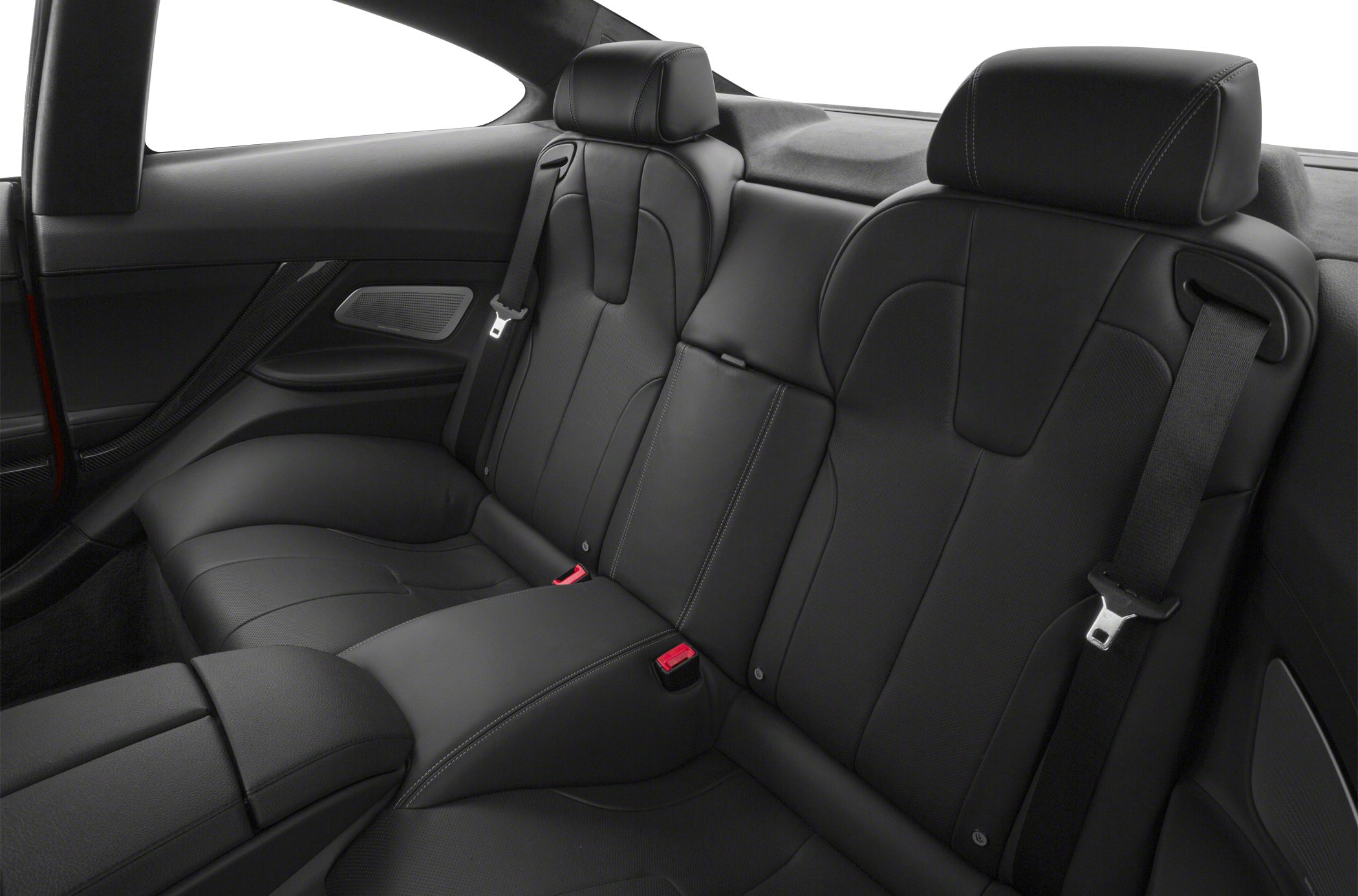 Black leather rear seats with headrests and seat belts