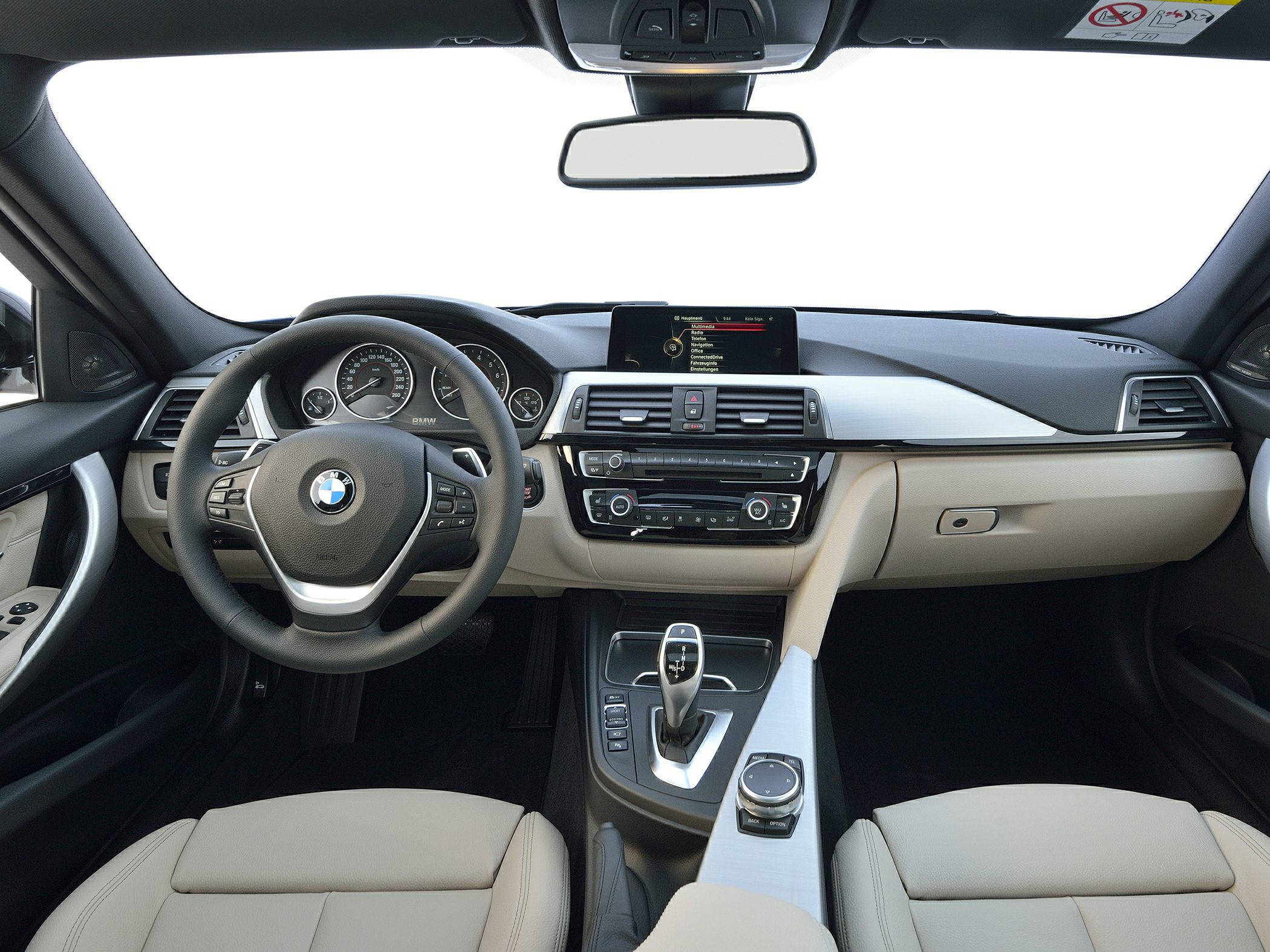 Dashboard, steering wheel, center console interior layout