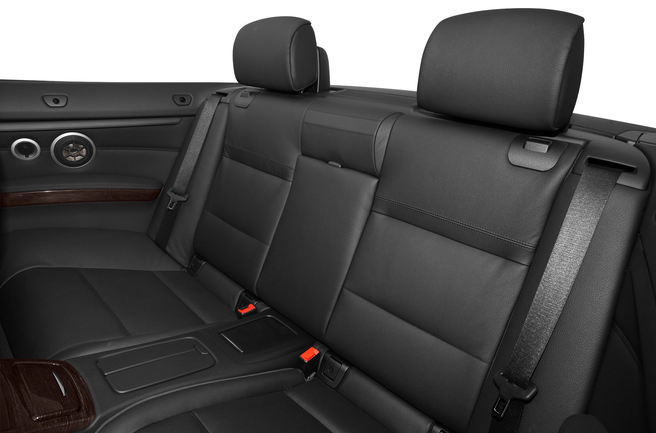 Black leather rear seats with integrated seat belts and headrests