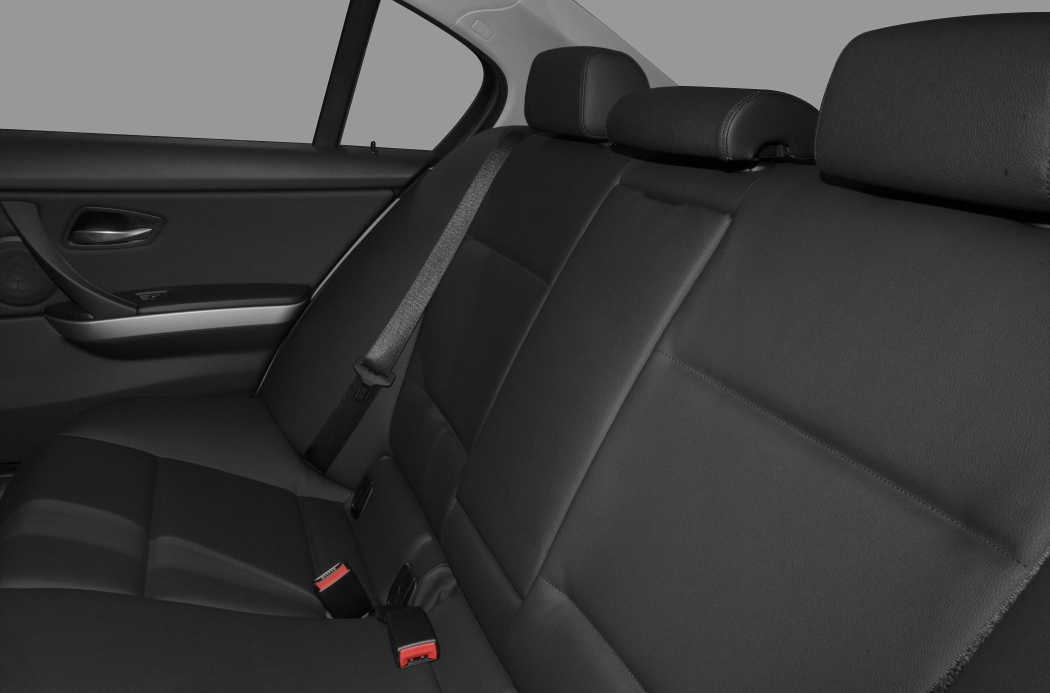 Leather rear seat with seatbelt and headrests