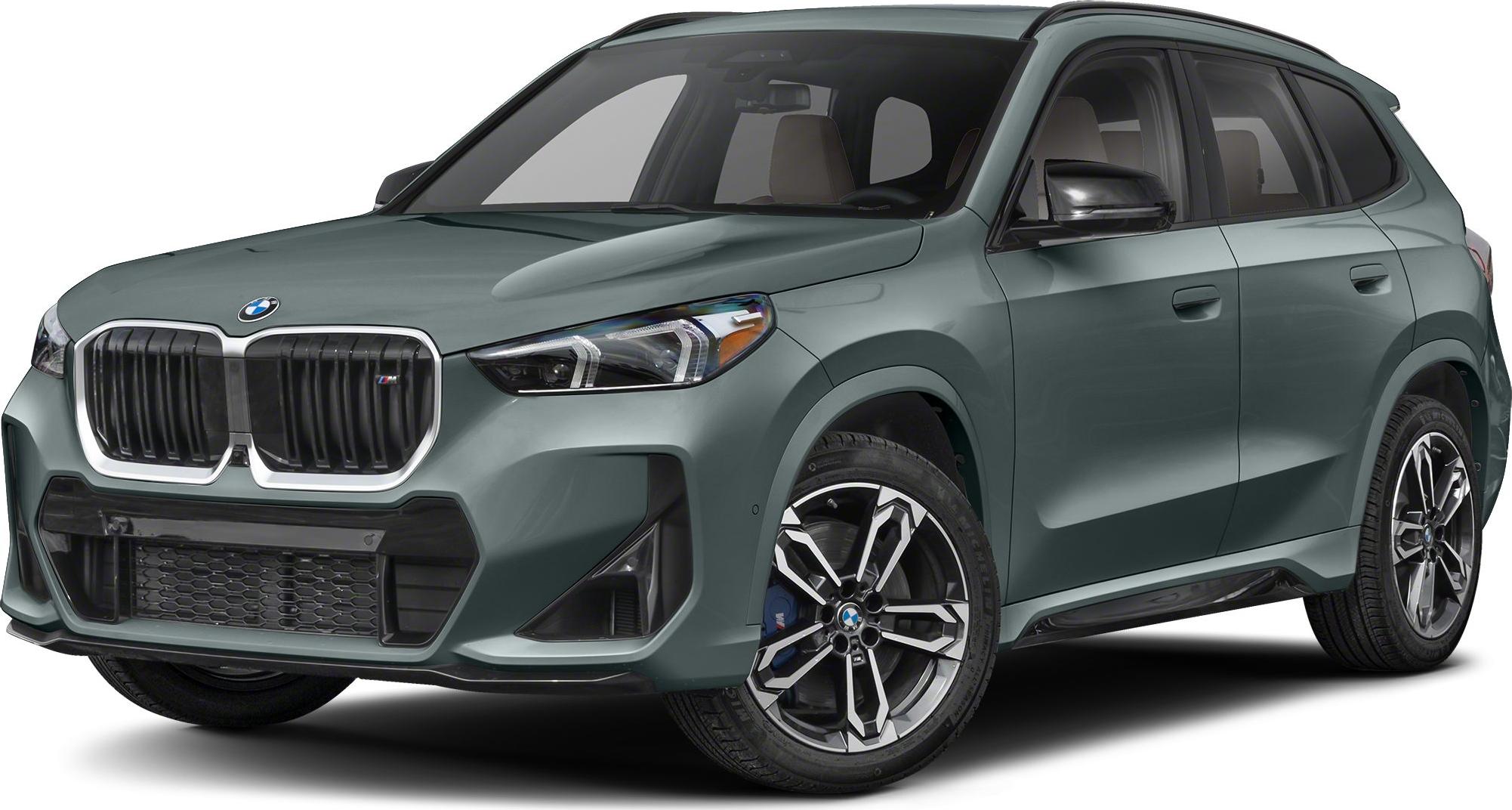3/4 front-left view, Cape York Green Metallic