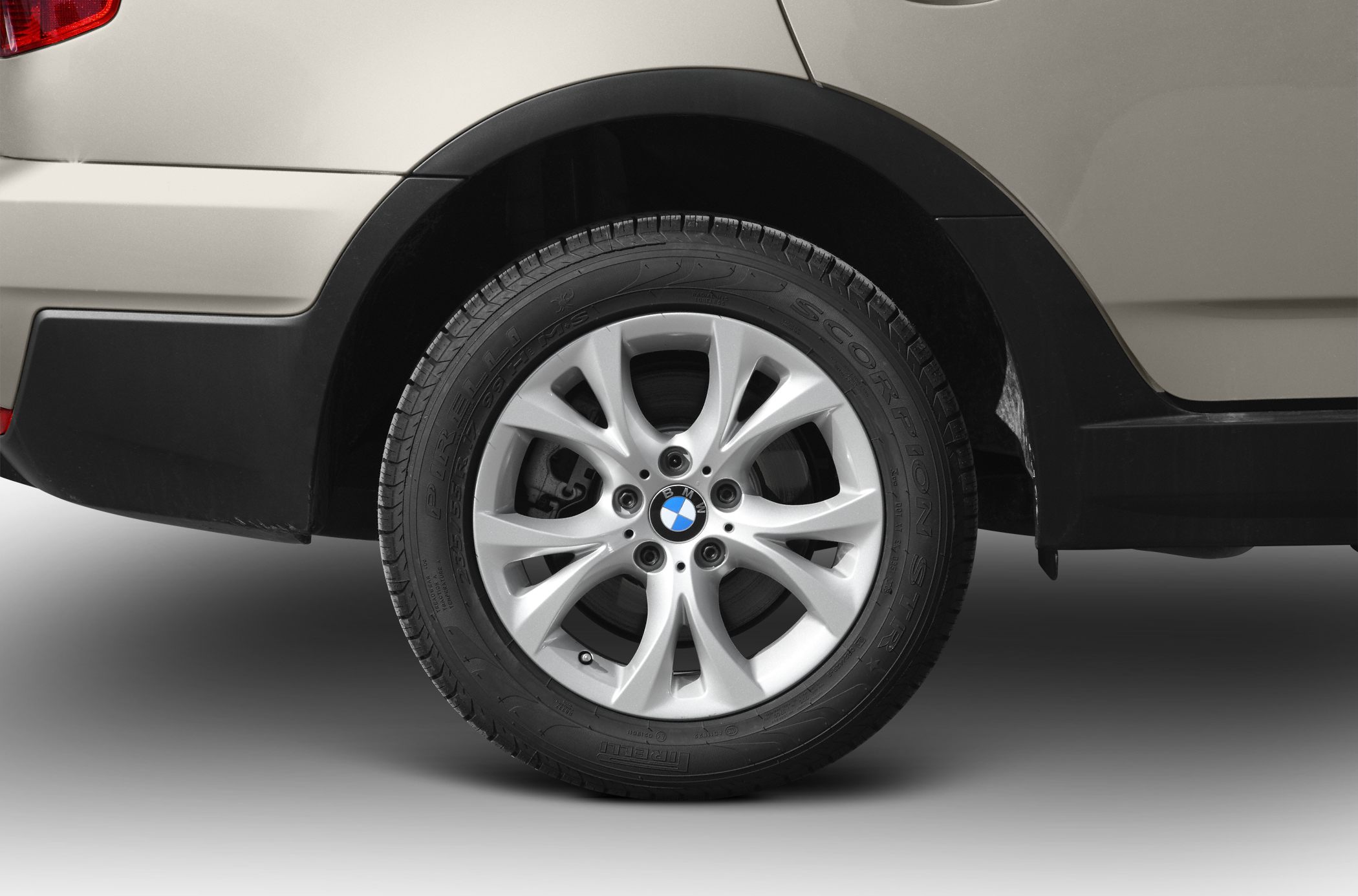 Alloy wheel and rear fender of SUV with Pirelli Scorpion tire