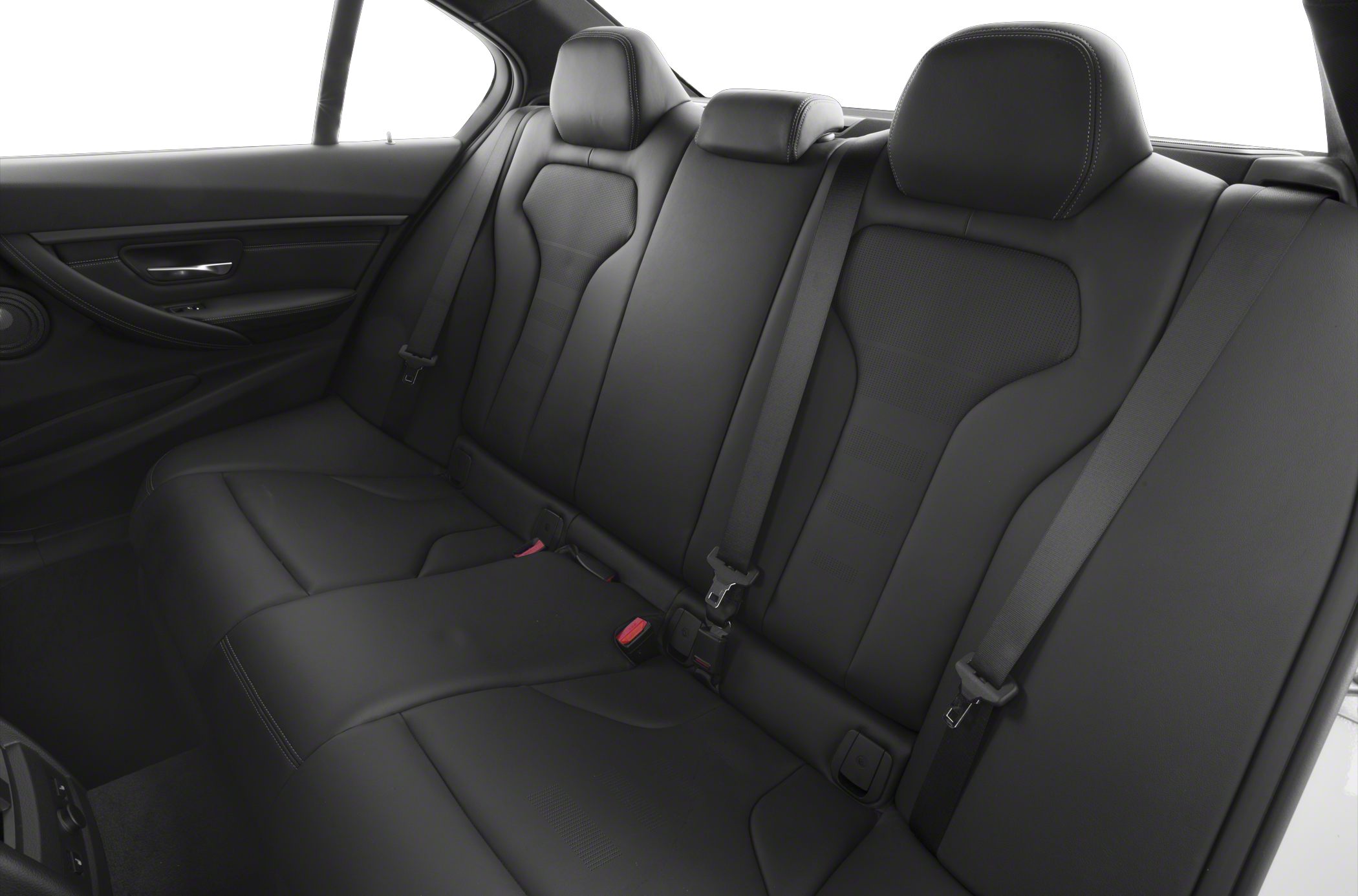 Rear leather seats with three-point seat belts and black upholstery