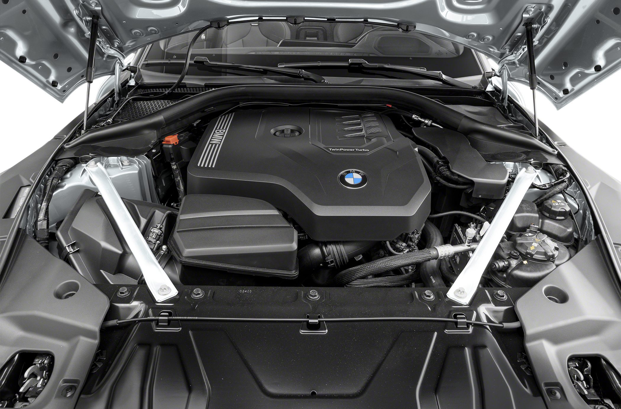 TwinPower Turbo engine bay with structural strut brace