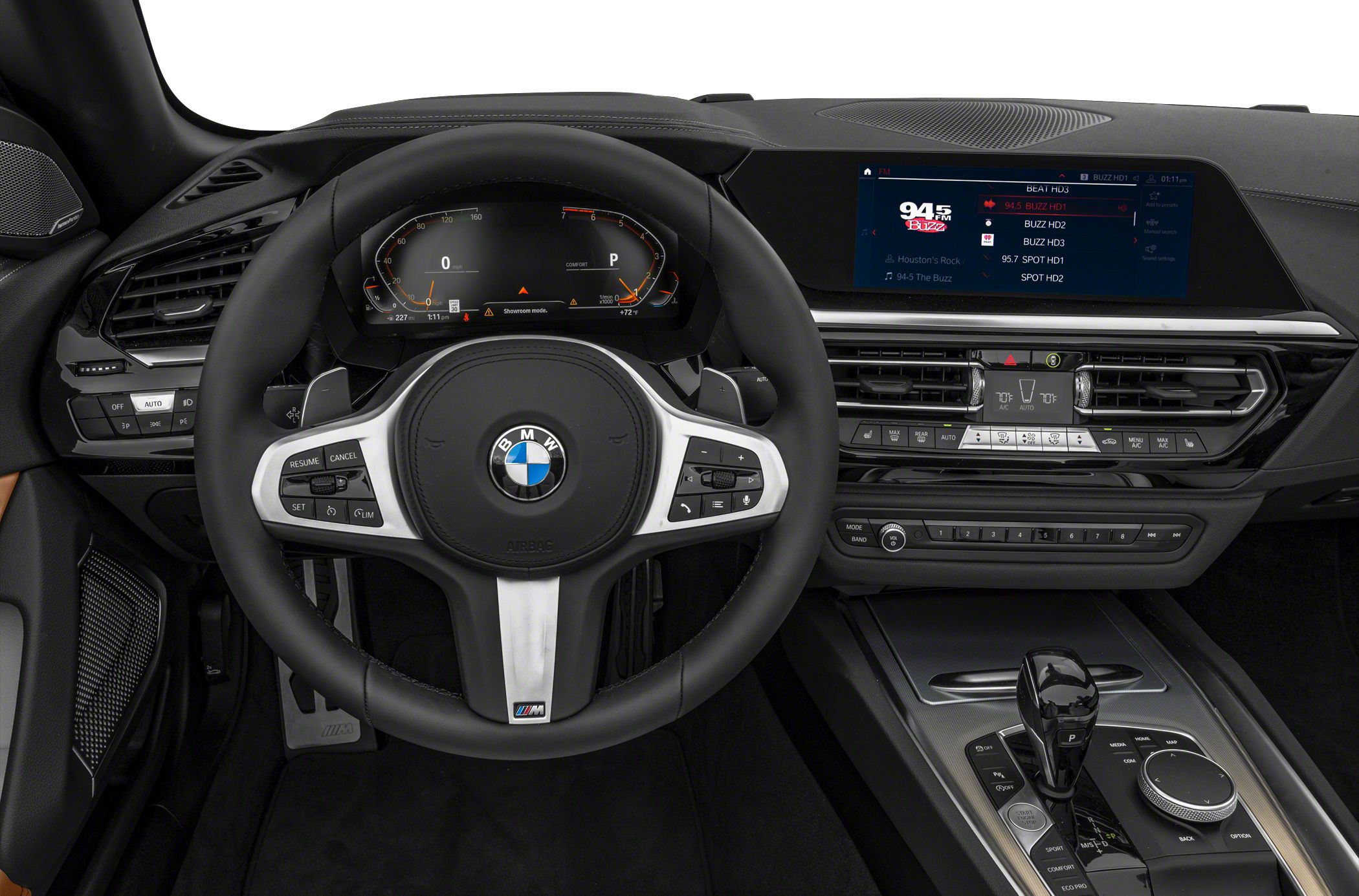 Digital dashboard and multifunction steering wheel with infotainment system