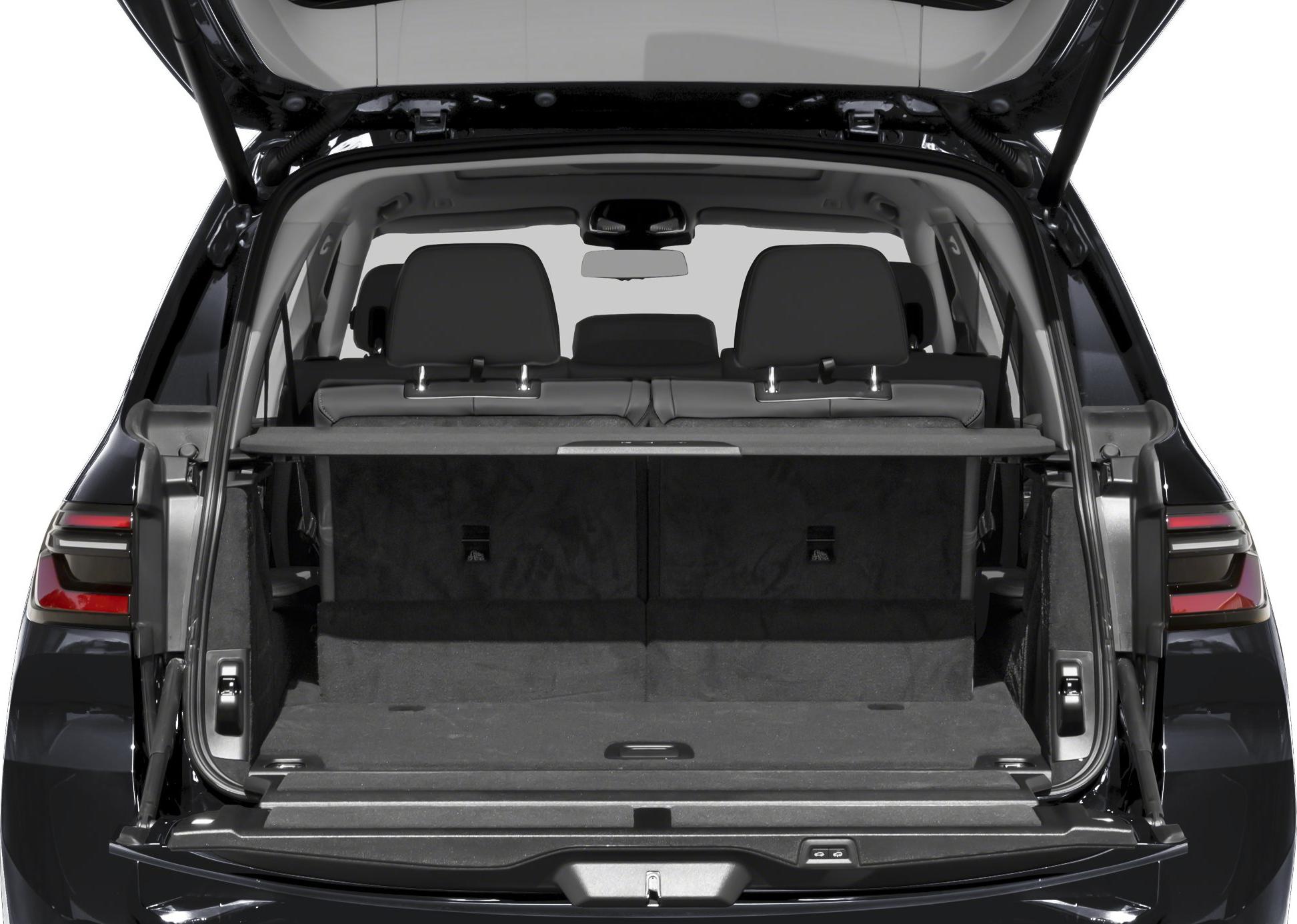 Spacious rear cargo area with foldable seats and cargo cover