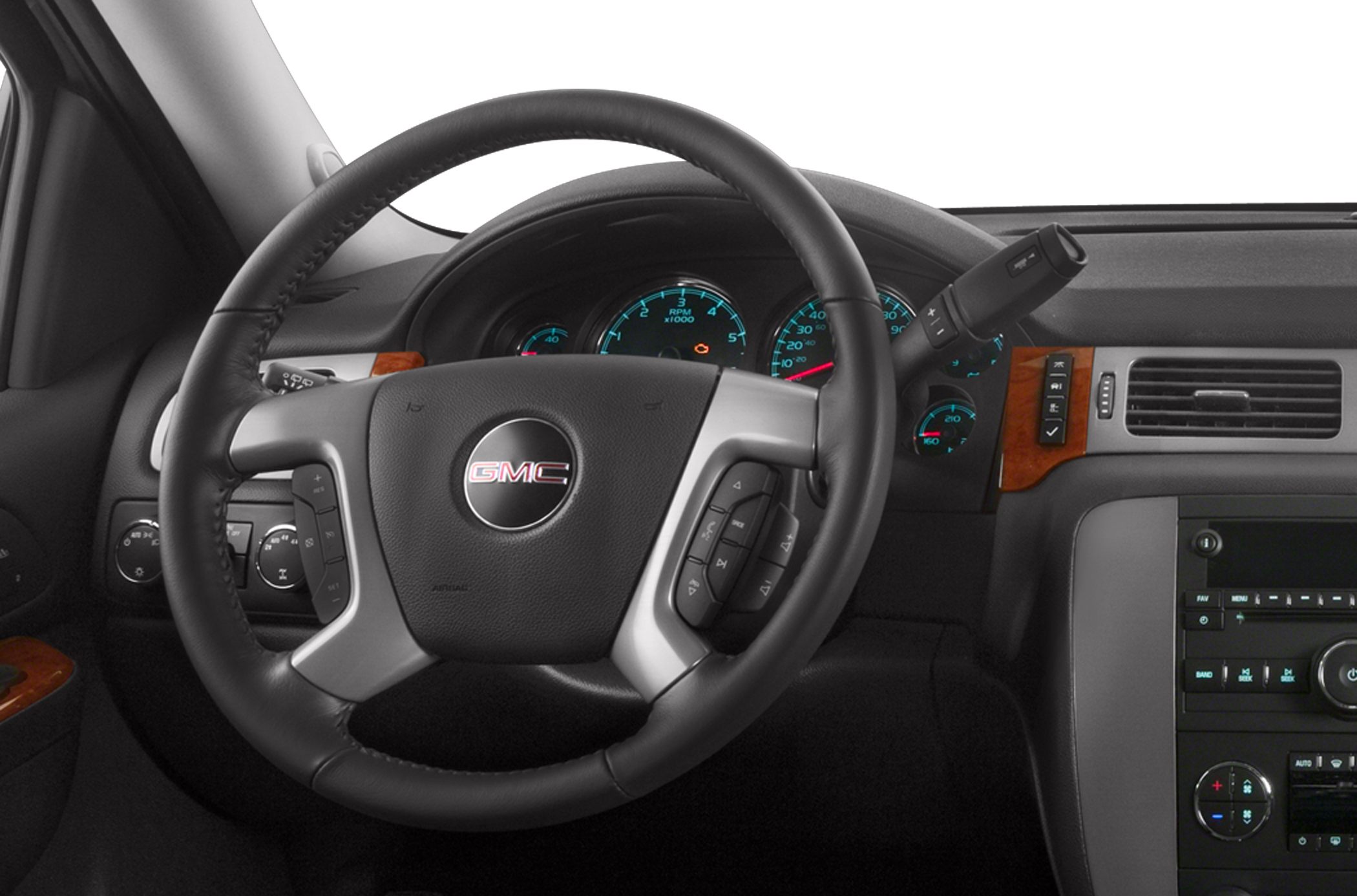 Steering wheel with control buttons and illuminated instrument cluster
