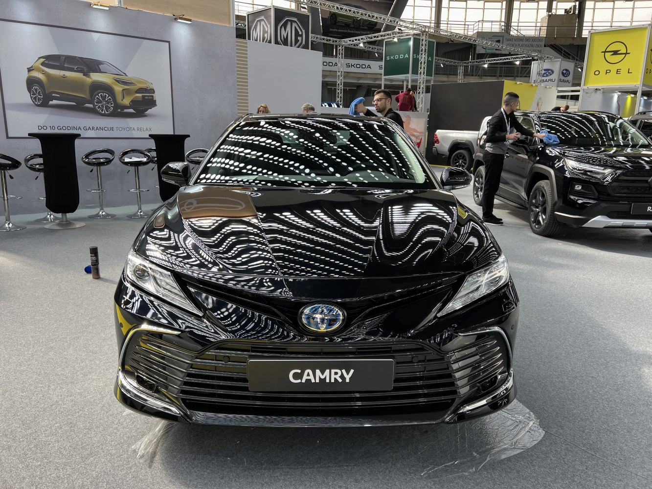 Front view showcasing grille and headlights
