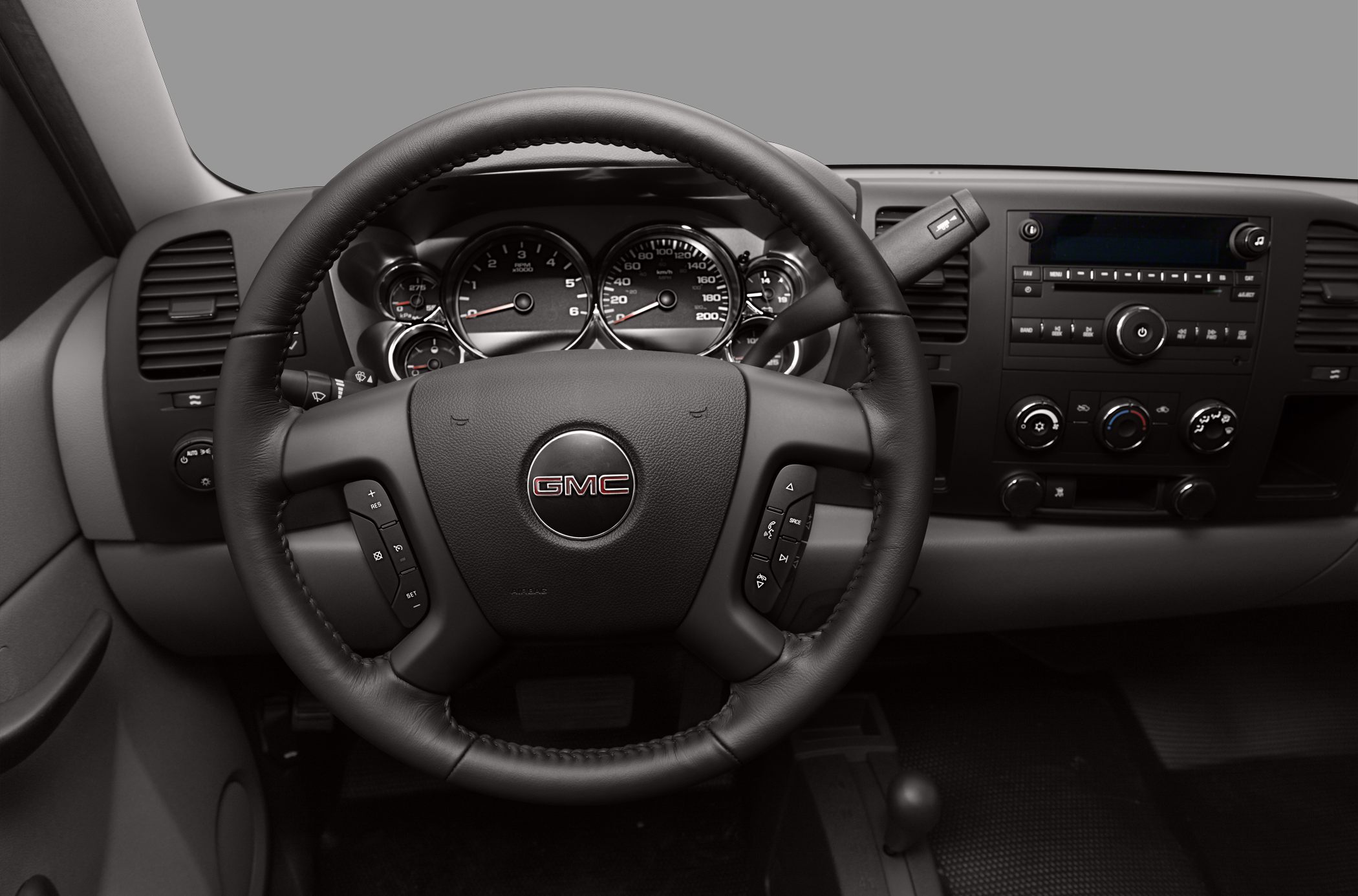 Multifunction steering wheel with dashboard and instrument cluster