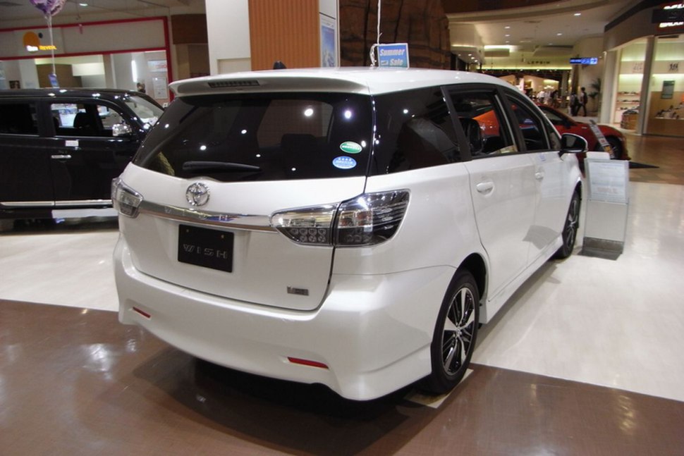 Rear and side profile with LED taillights and aerodynamic hatchback design
