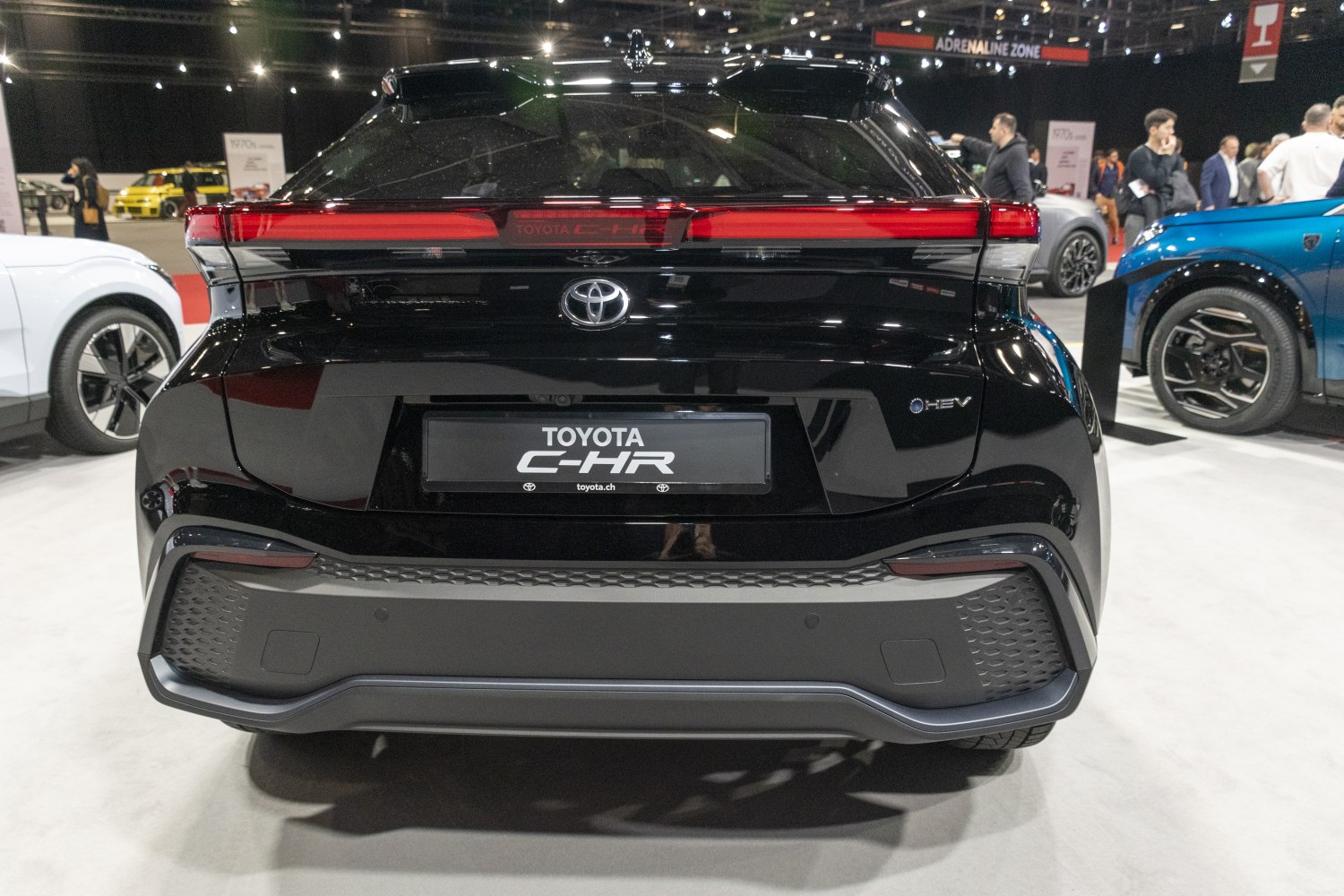 Rear view with LED taillights and hybrid badge