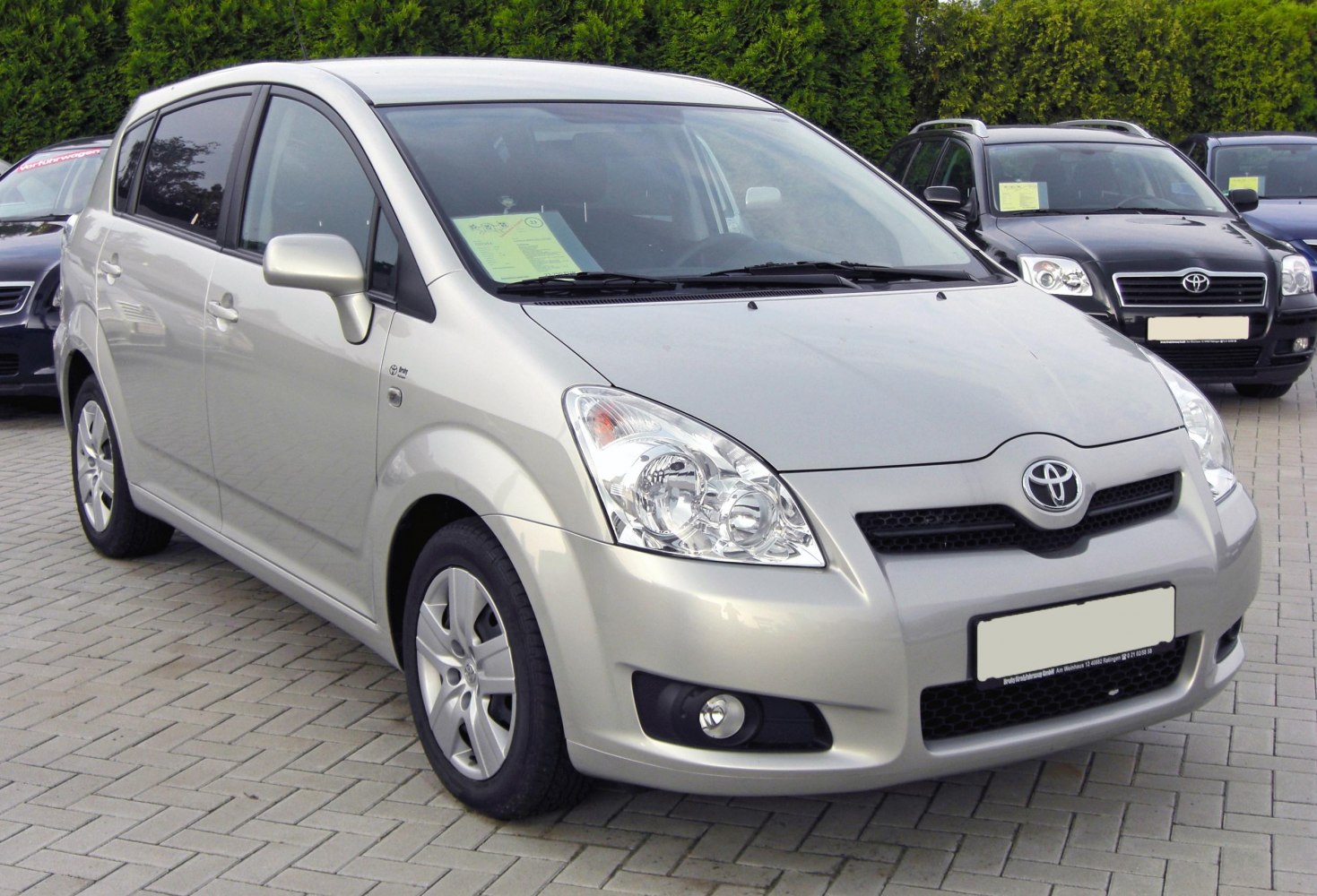 Front and side view with headlights and fog lights