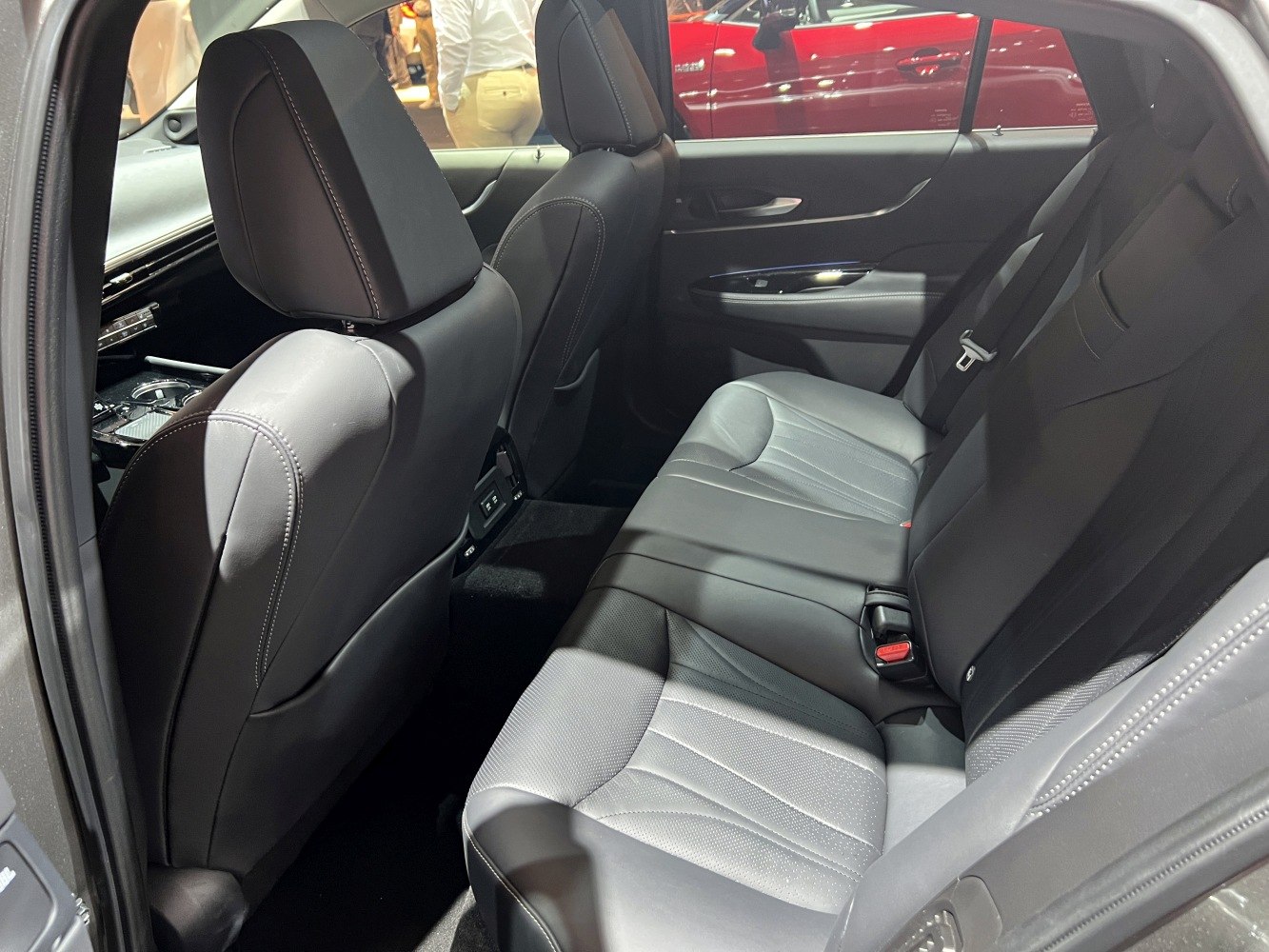 Rear seats with premium upholstery and spacious modern design