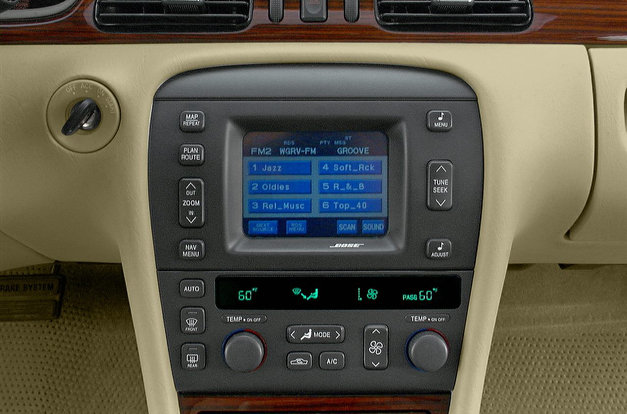 Center console with Bose audio and digital climate control display