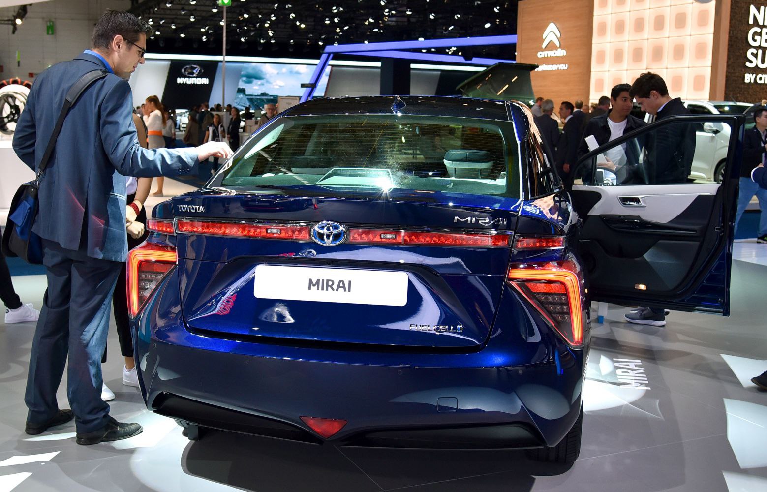 Distinctive rear with full-width LED tail light and angular design