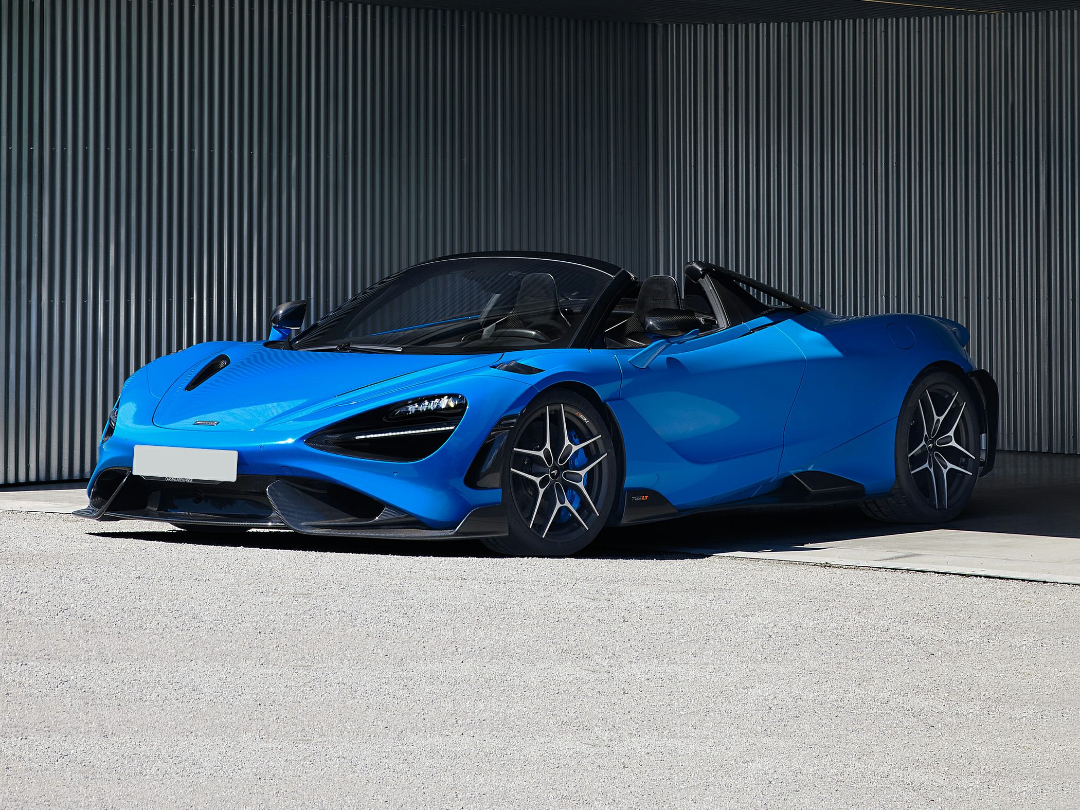 3/4 front-left view