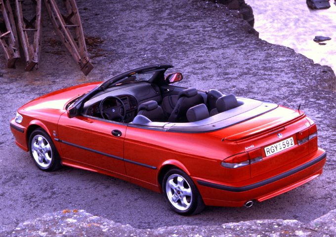 3/4 rear-left view