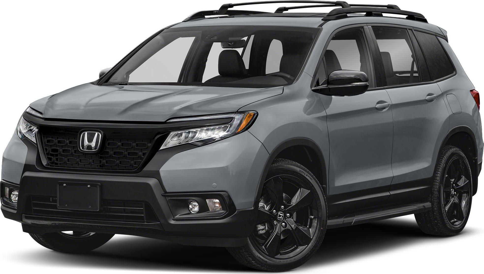 Front grille and black alloy wheels of a modern SUV