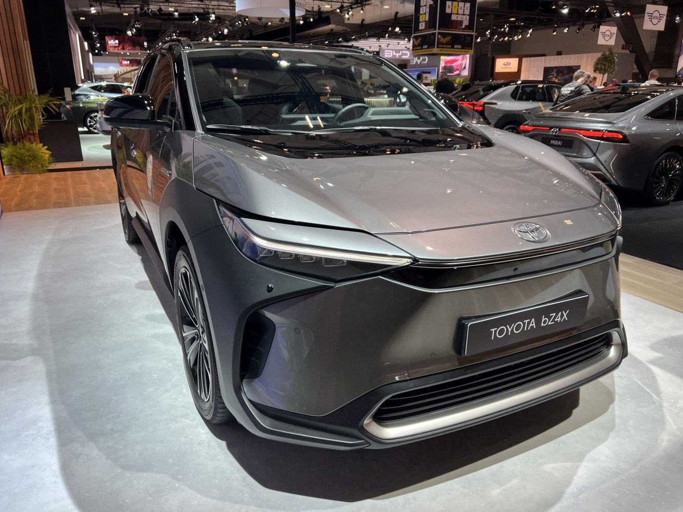 Sleek front view with LED headlights and aerodynamic hood