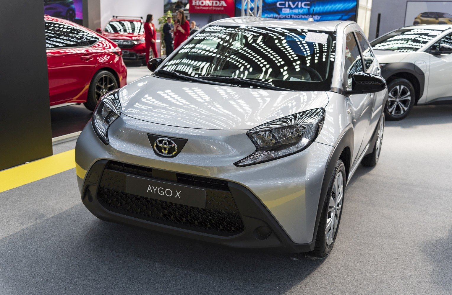 Front view featuring headlights and grille of a compact urban SUV