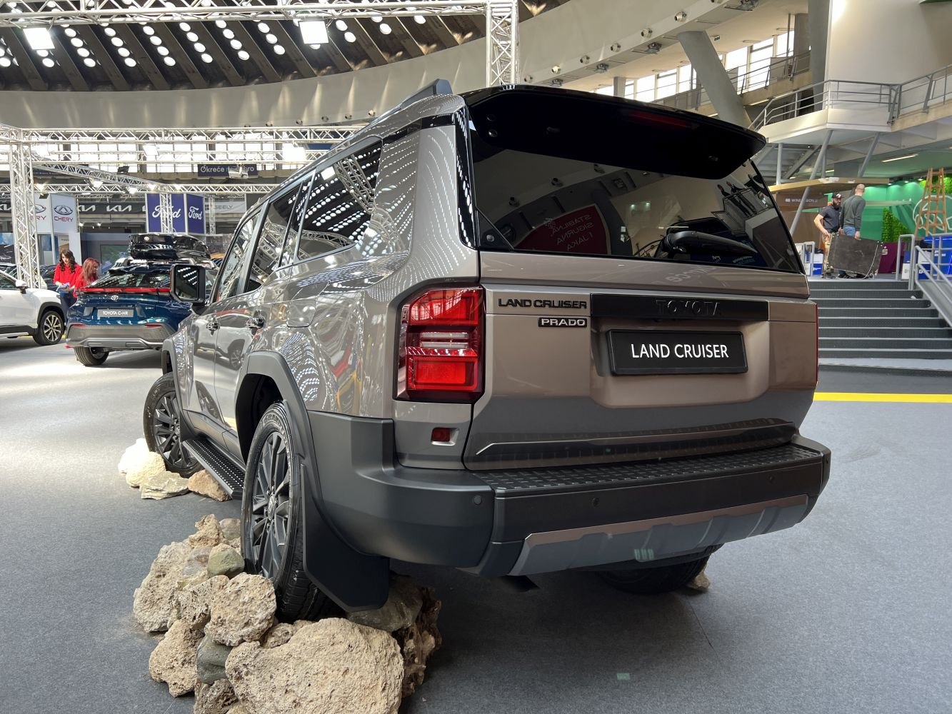 Rugged SUV rear and side view with off-road setup