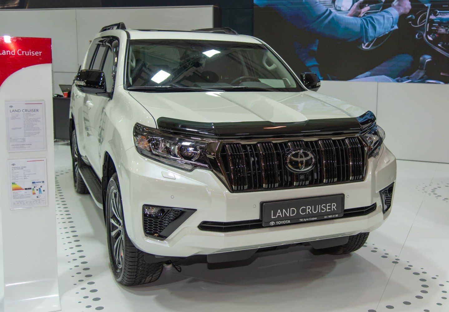 Front view of SUV with bold grille and LED headlights