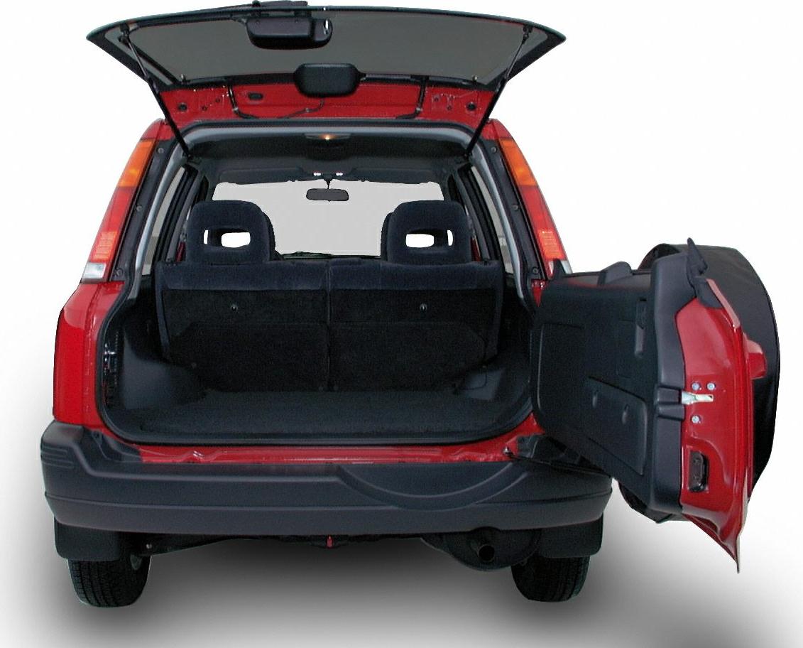 Open rear cargo area with split seats and rear door design