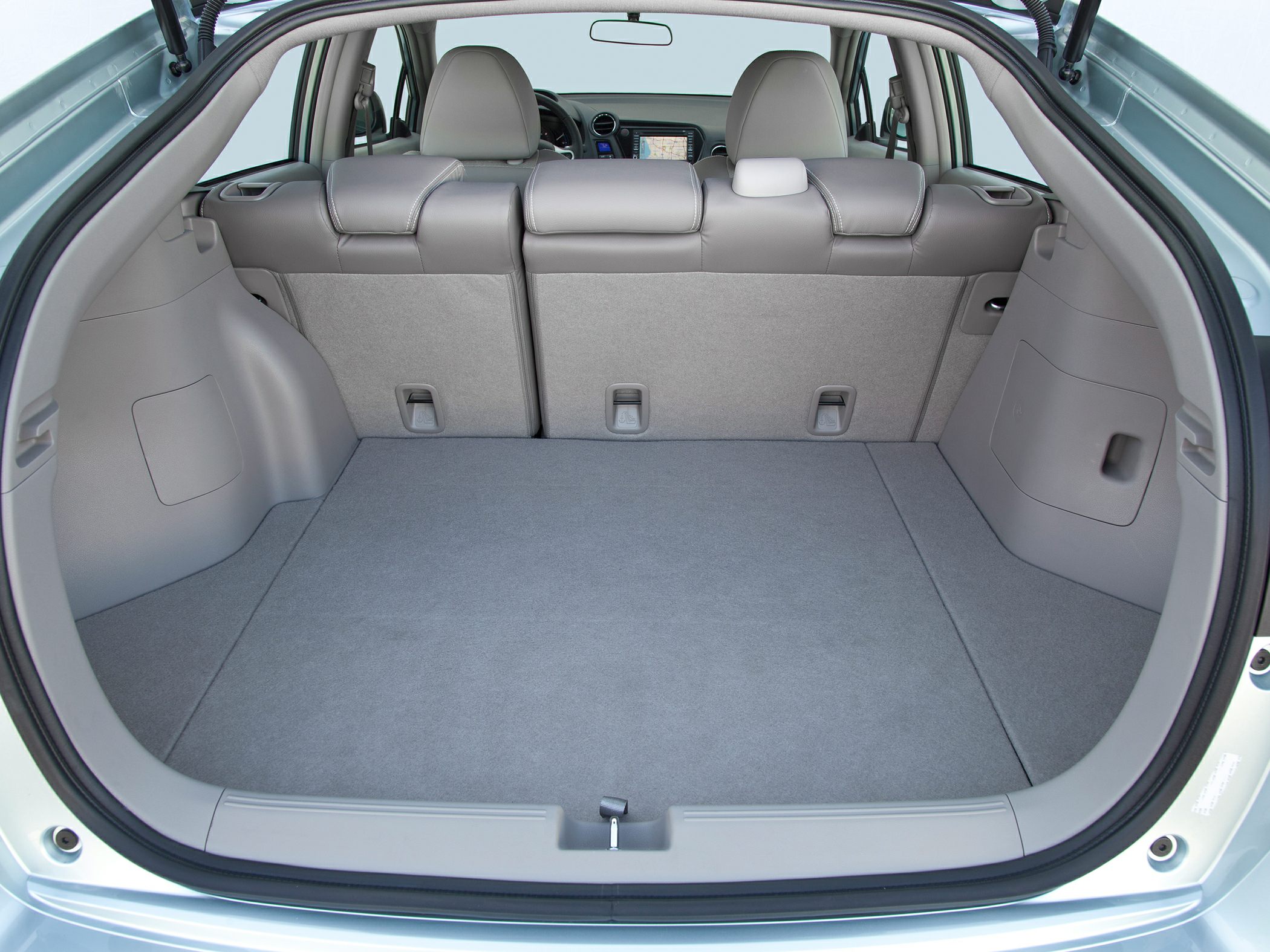 Spacious and organized rear cargo area with foldable seats