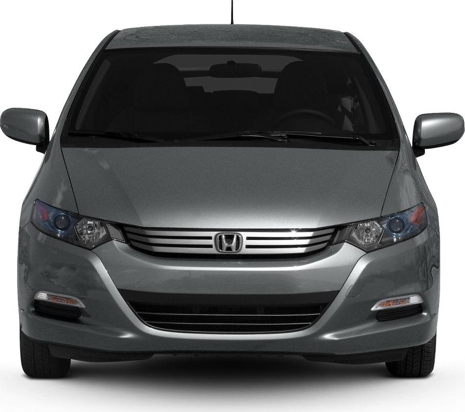 Sleek headlights, bold grille, aerodynamic front design
