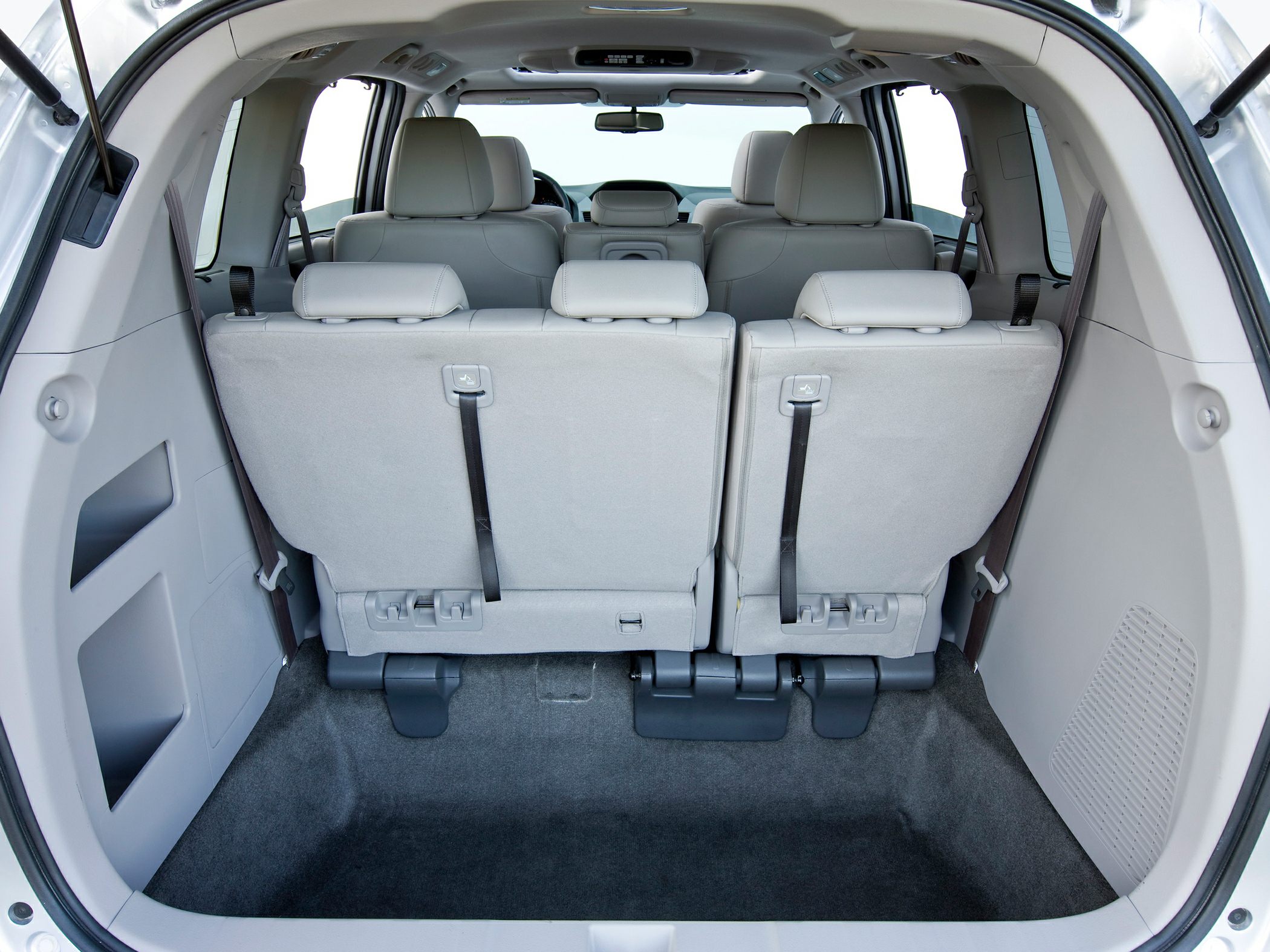 Foldable third-row seats and spacious rear cargo area