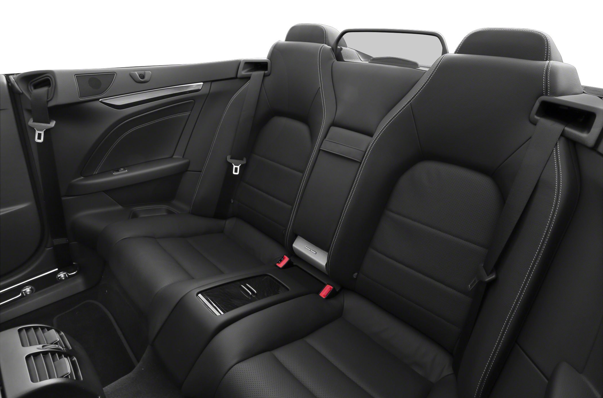 Black luxury rear seats with leather upholstery and integrated seat belts