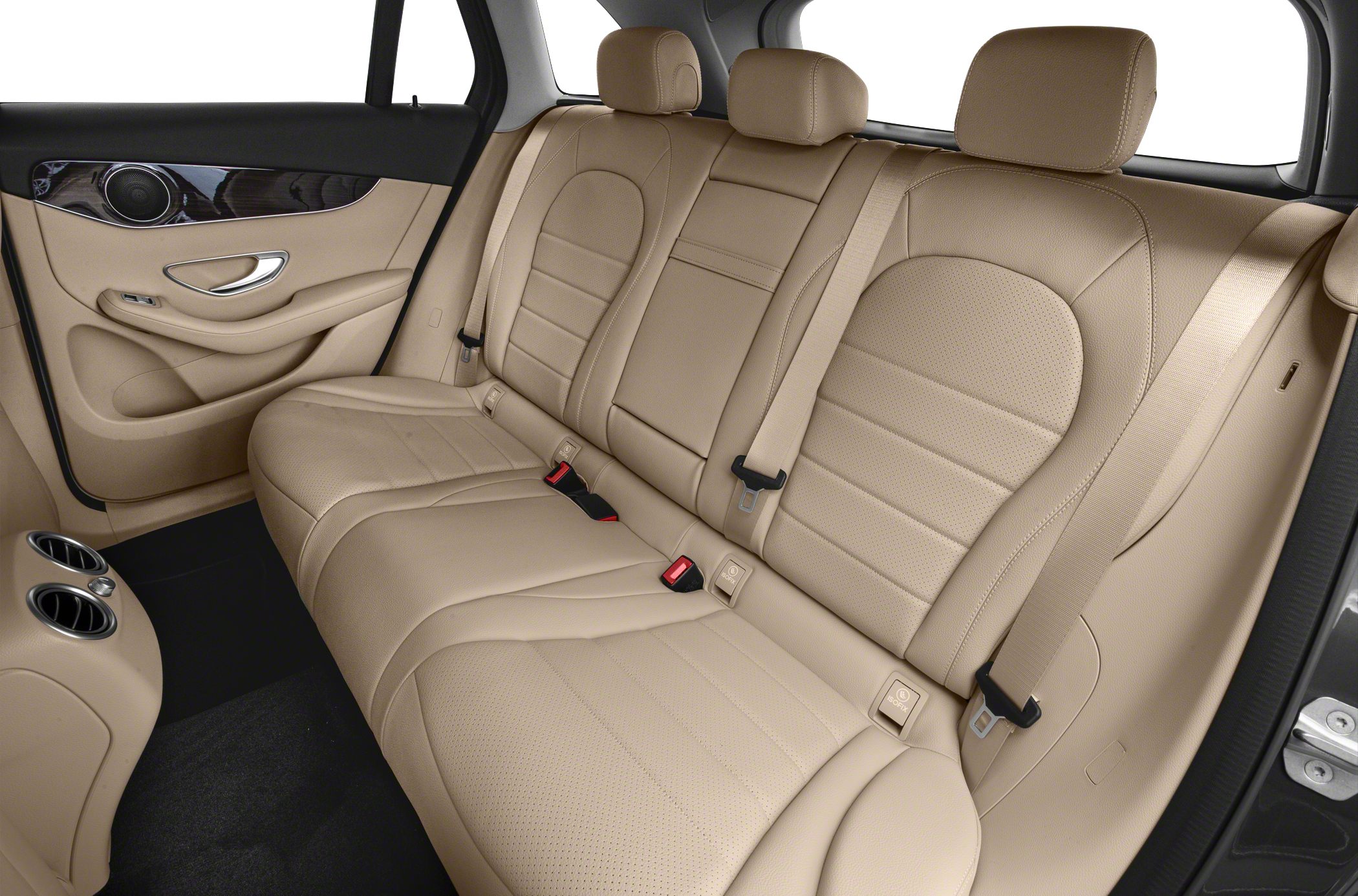 Beige leather rear seats with ISOFIX and headrests