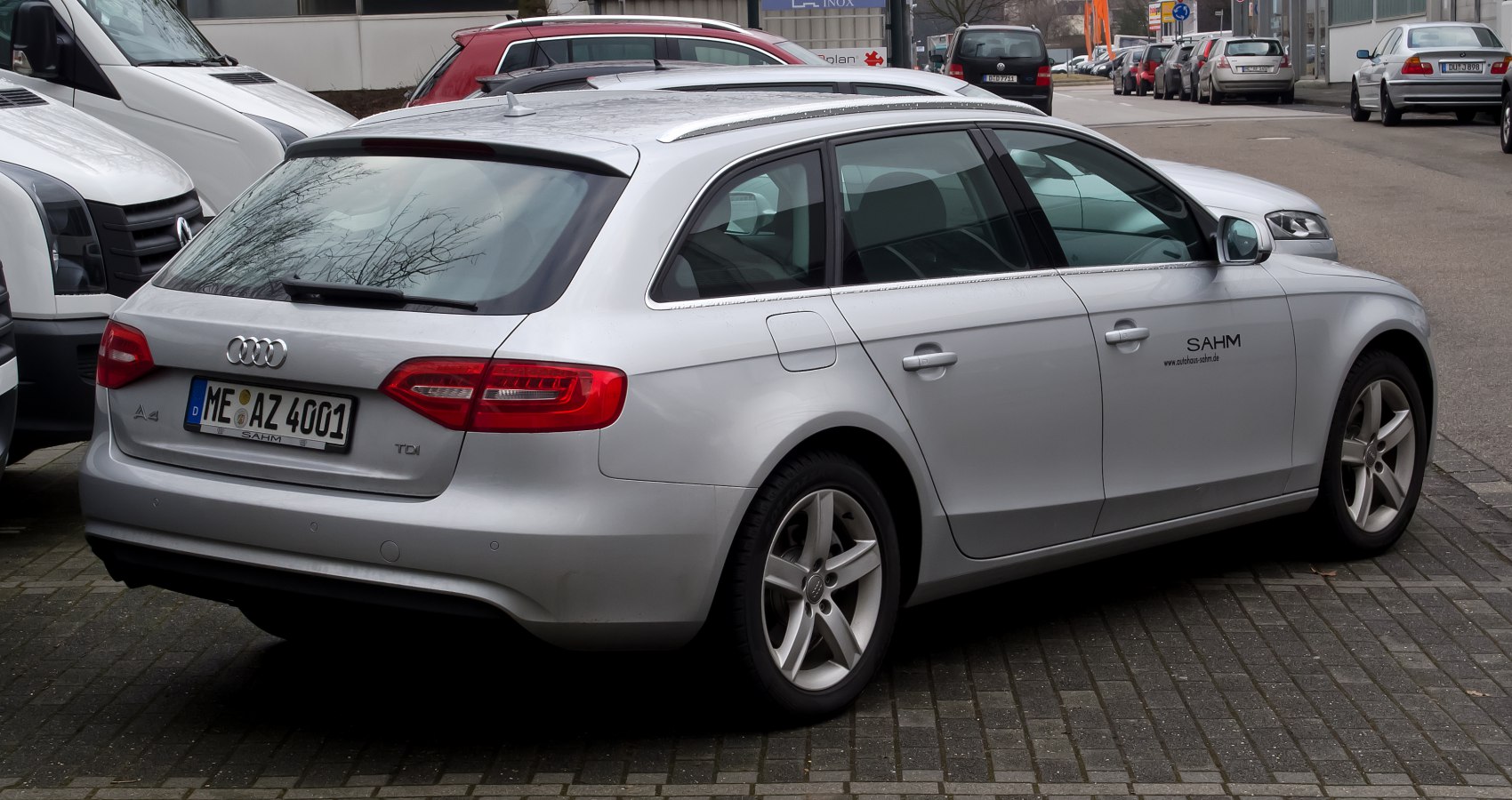 Silver Avant wagon rear and side with distinct taillights and alloy wheels