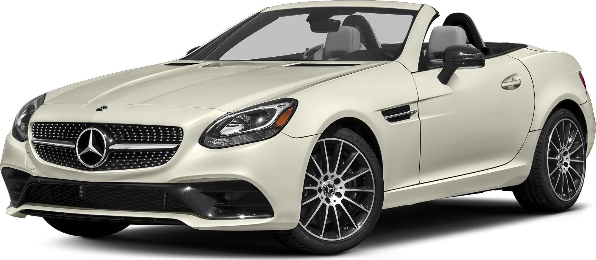 Convertible front with grille and alloy wheels