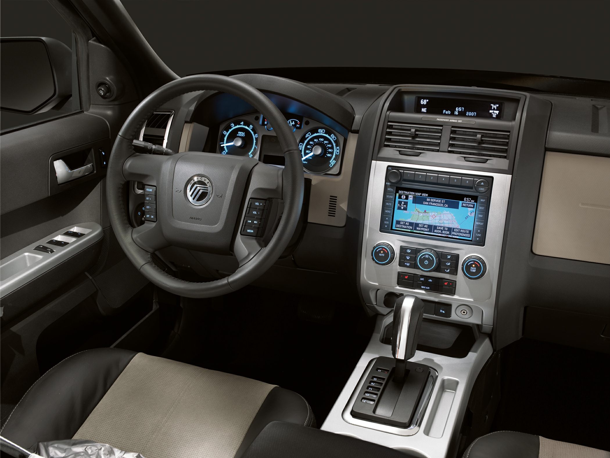Dashboard with navigation display and digital instrument cluster