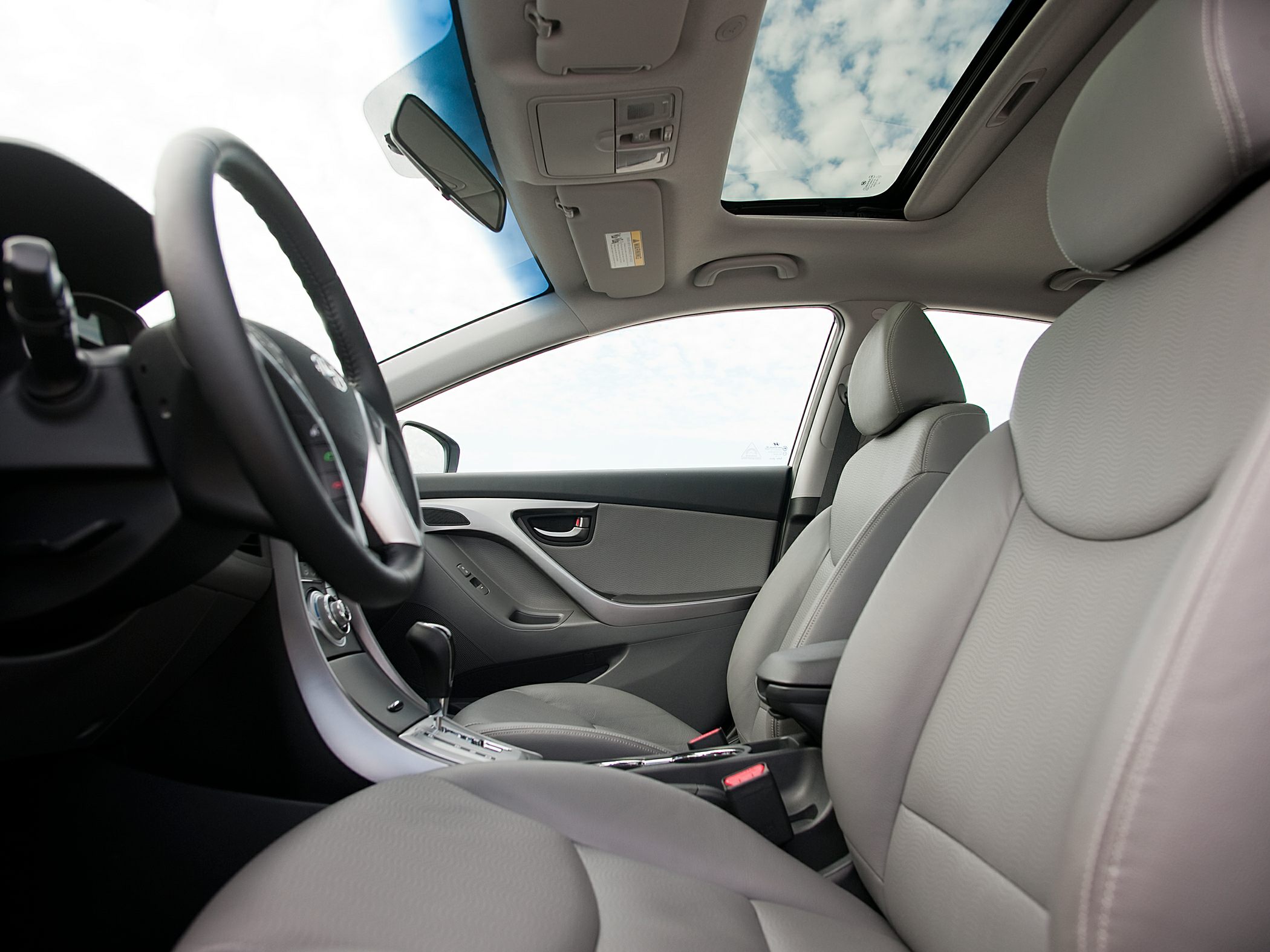 Interior cabin with leather seats and sunroof