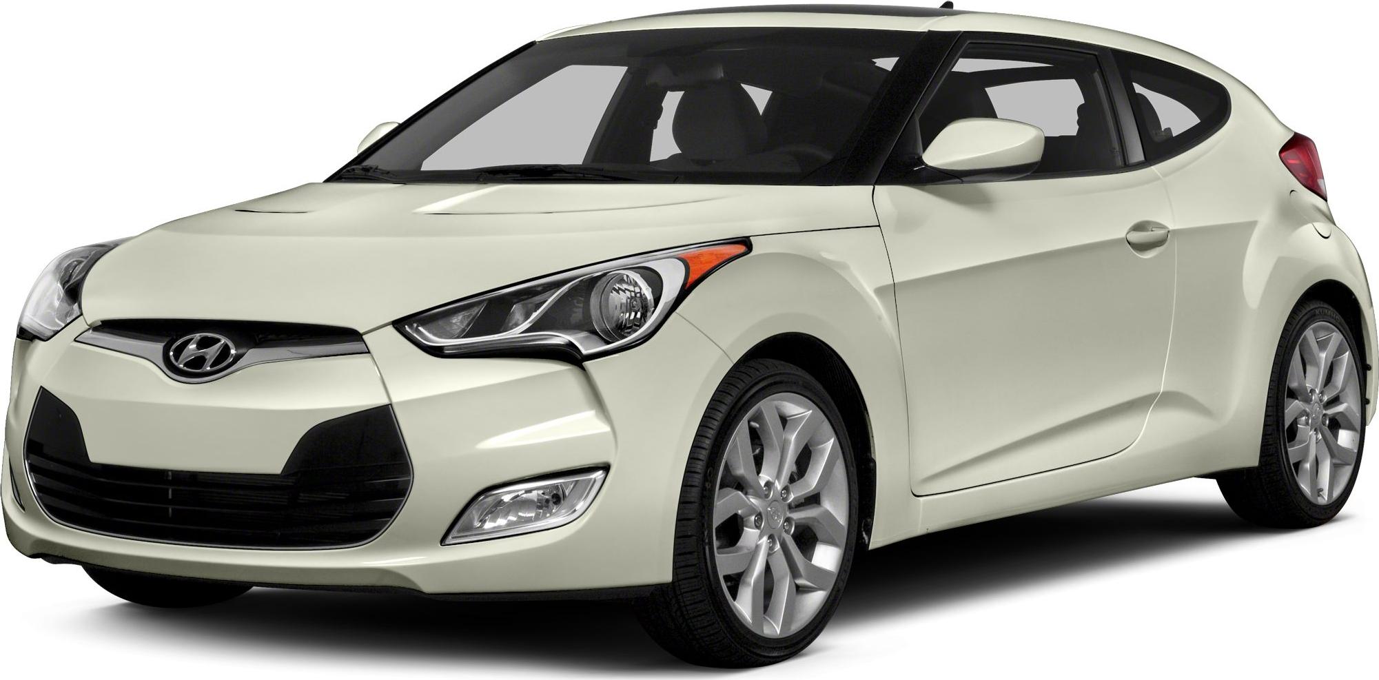 Unique front grille and aerodynamic side profile with alloy wheels