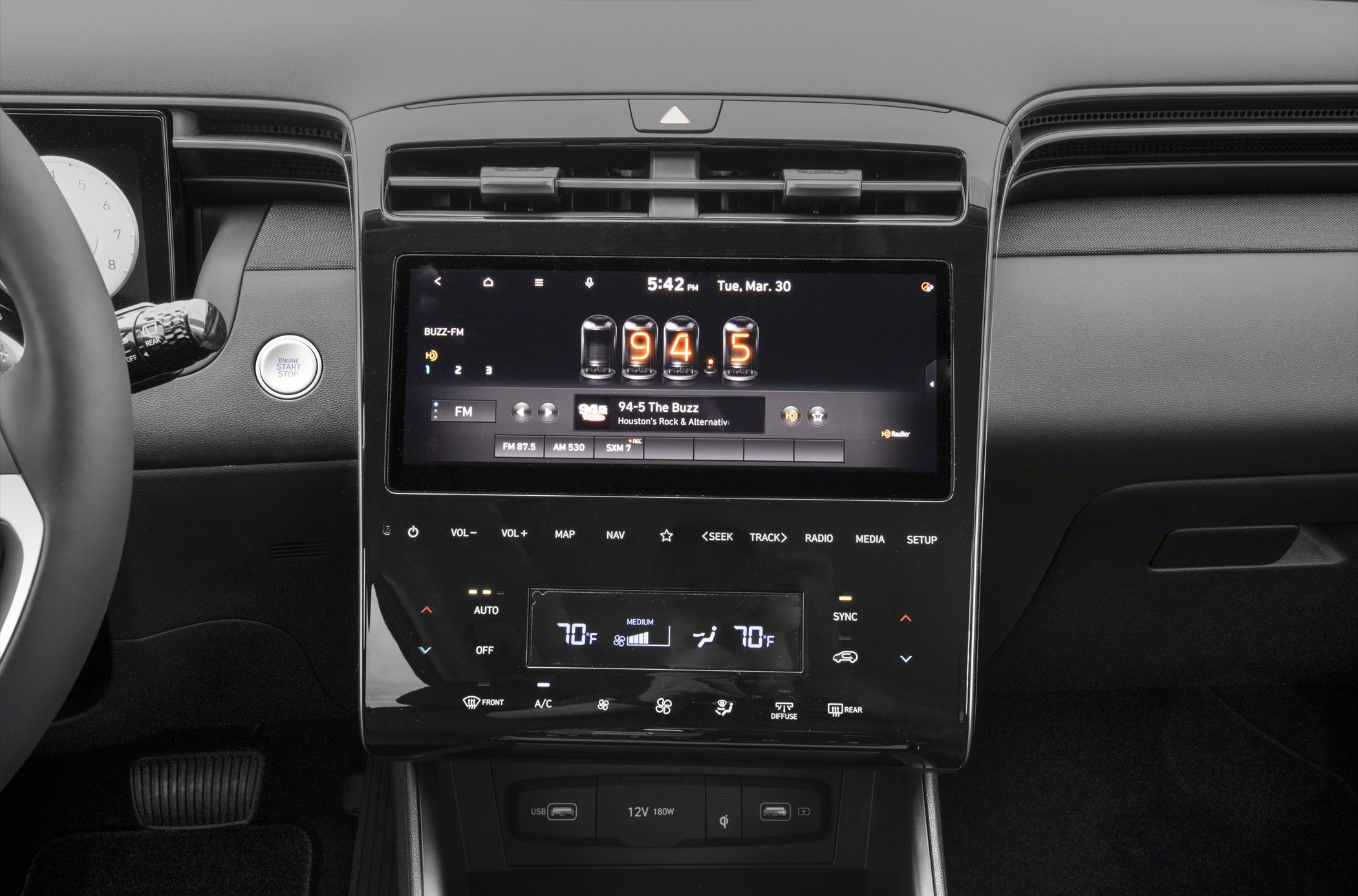 Touchscreen infotainment system with climate control panels