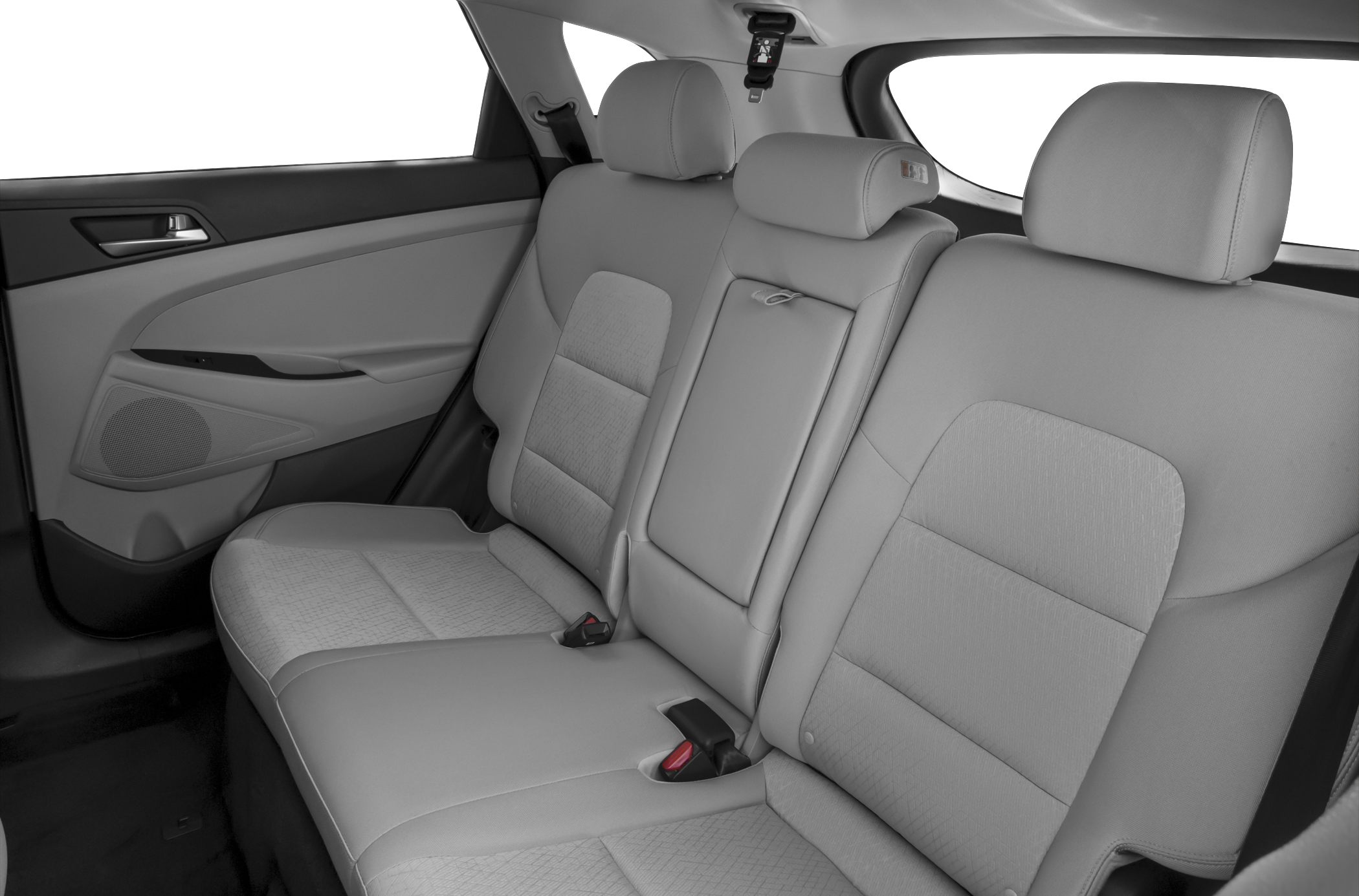 Spacious rear seats with headrests and ergonomic design