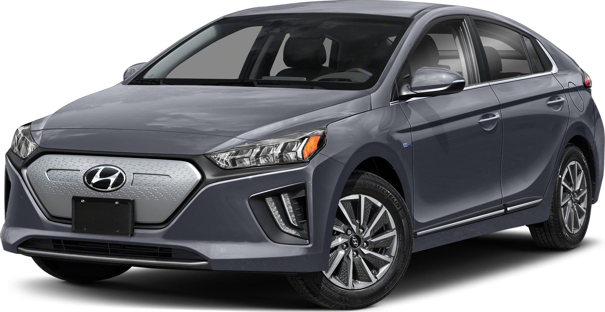 Front 3/4 view with closed grille and LED headlights