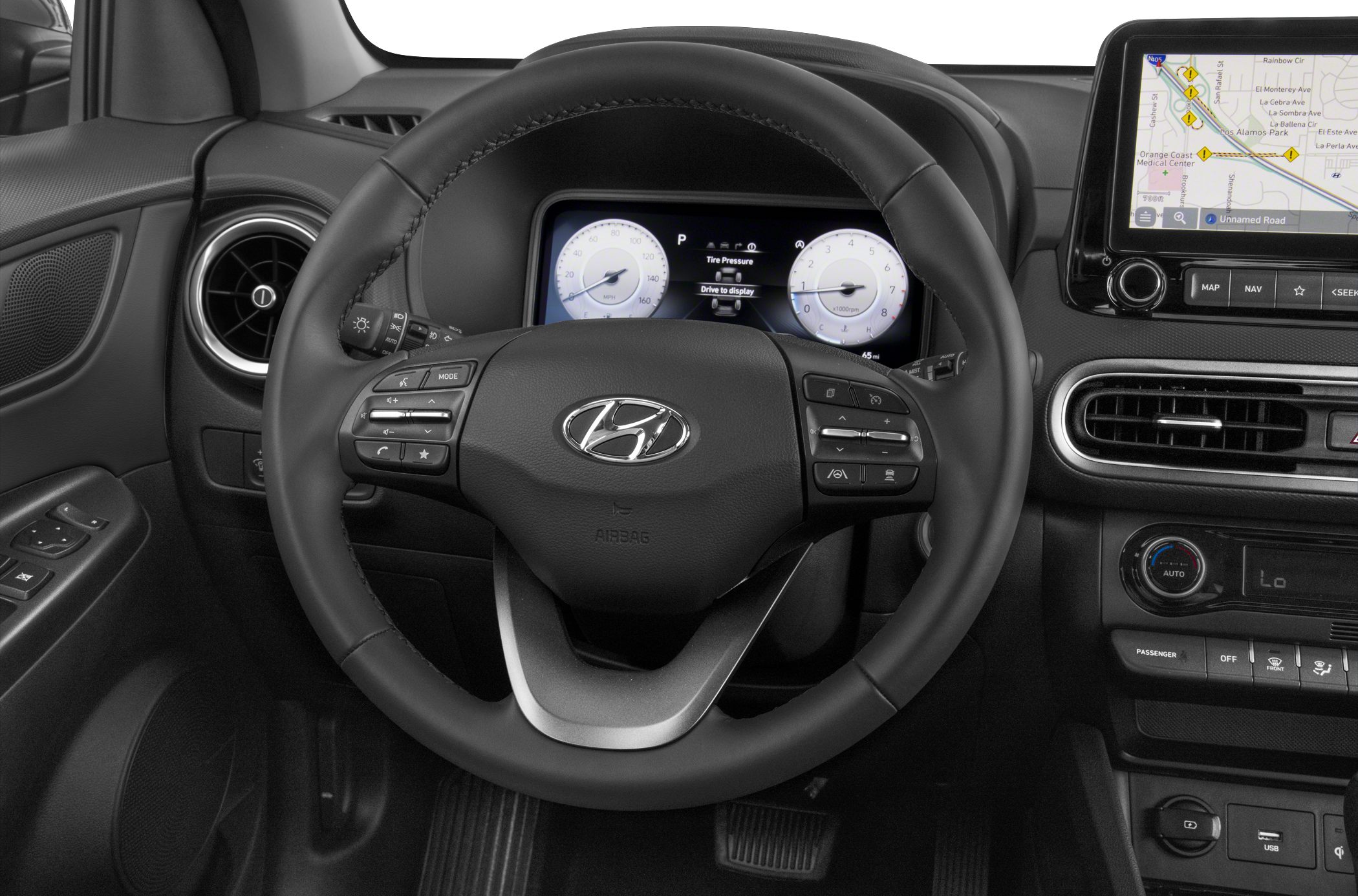 Digital instrument cluster and multifunction steering wheel