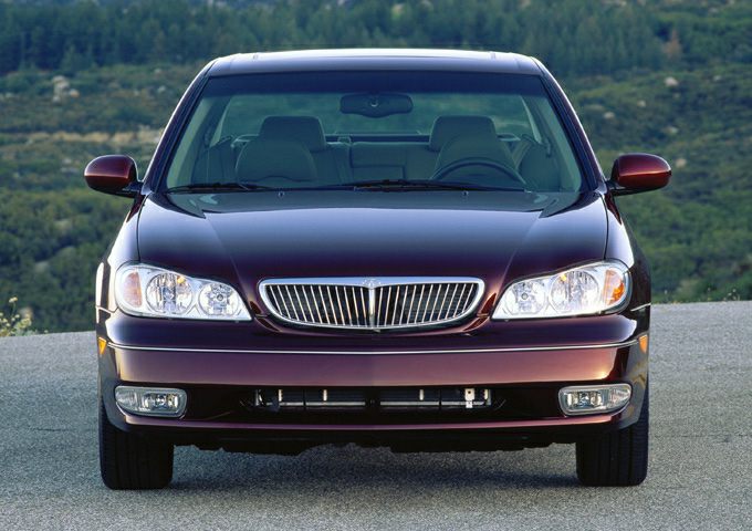 1999 Infiniti I30 (A33) Front View