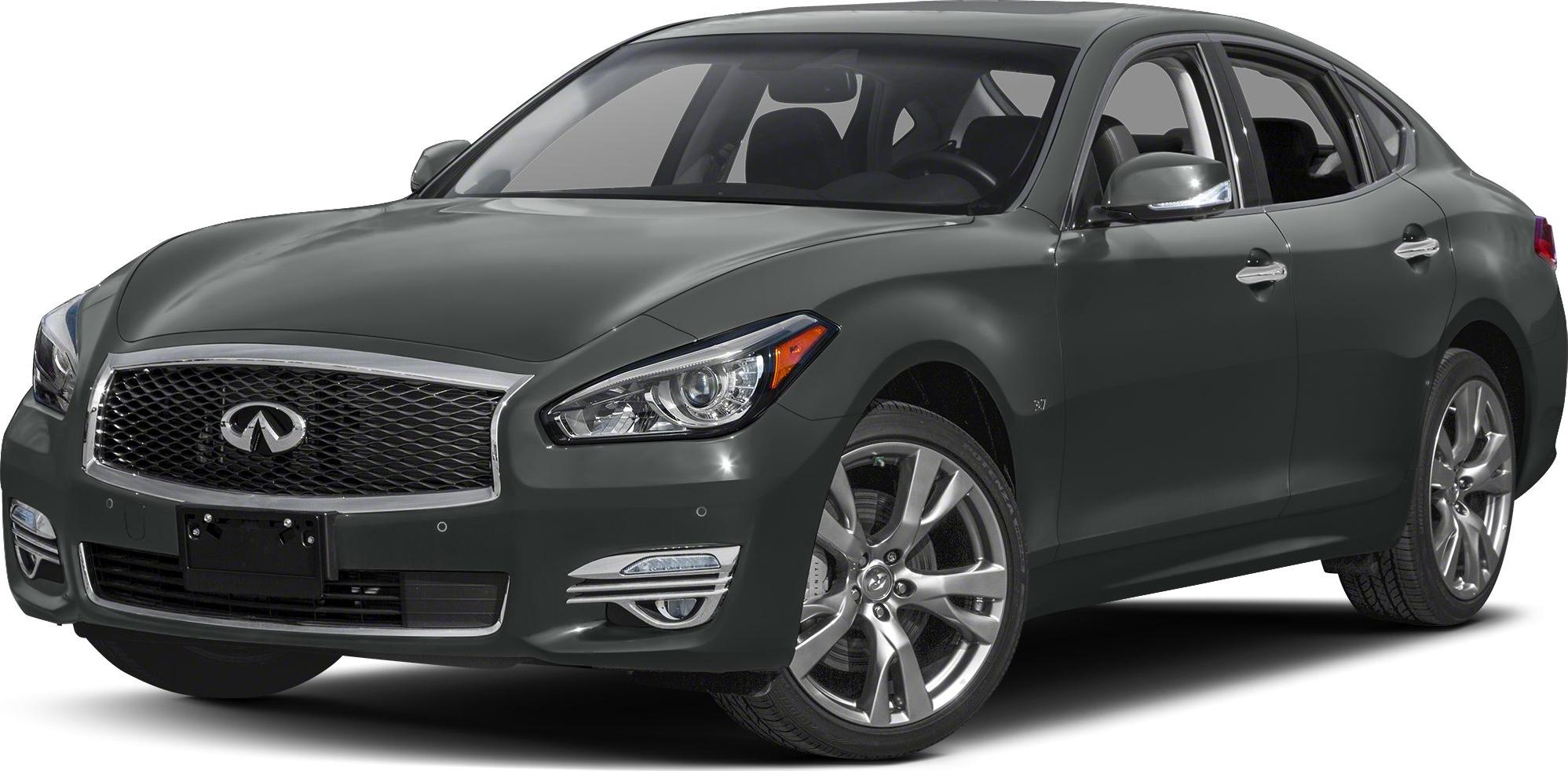 Front grille and alloy wheels of a luxury sedan facelift model