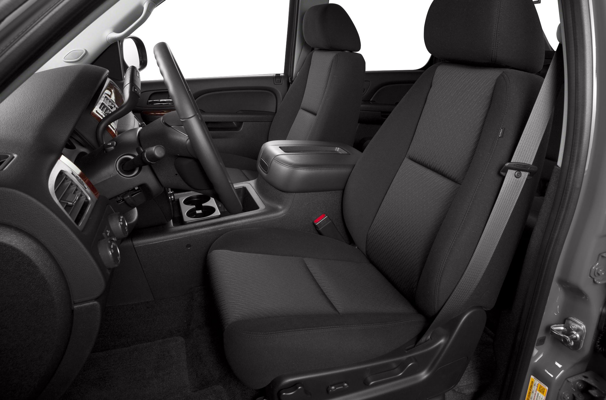 Front cloth seats, dashboard, center console, steering wheel interior details