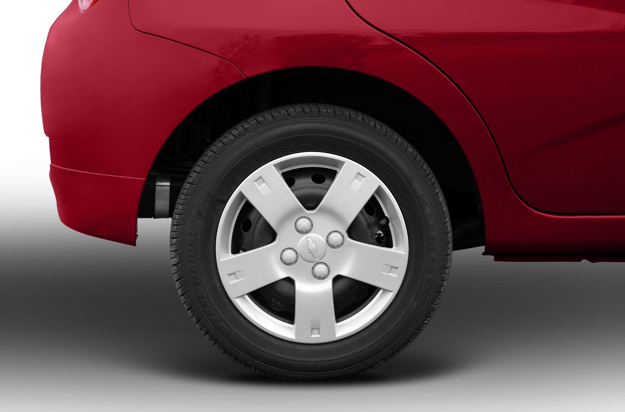 Rear wheel with 5-spoke silver alloy rim and red fender section