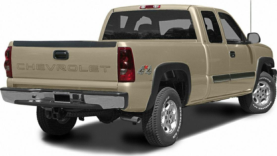 Rear view of pickup truck with tailgate and 4x4 emblem