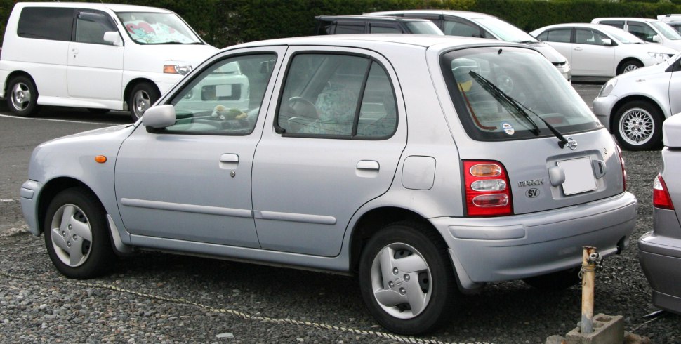Rear side profile and taillights of a compact hatchback
