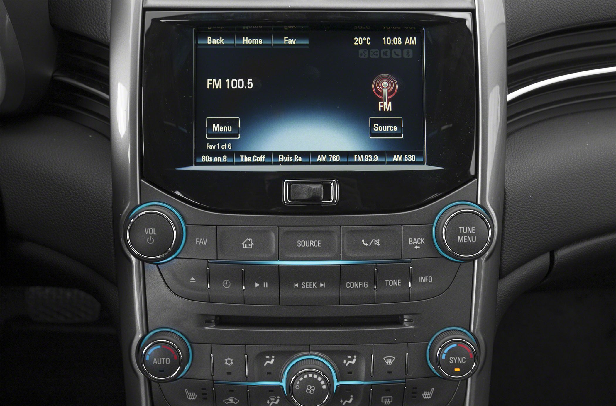 Car multimedia touchscreen with radio and climate control knobs