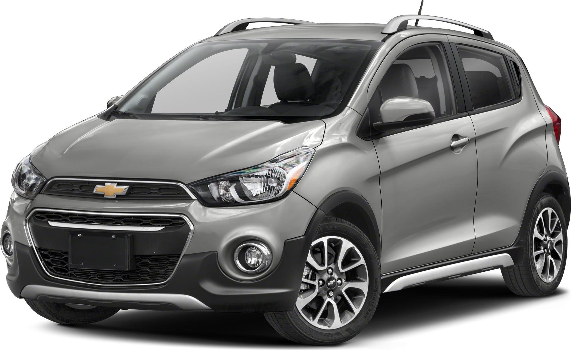 Front side view with alloy wheels and roof rails