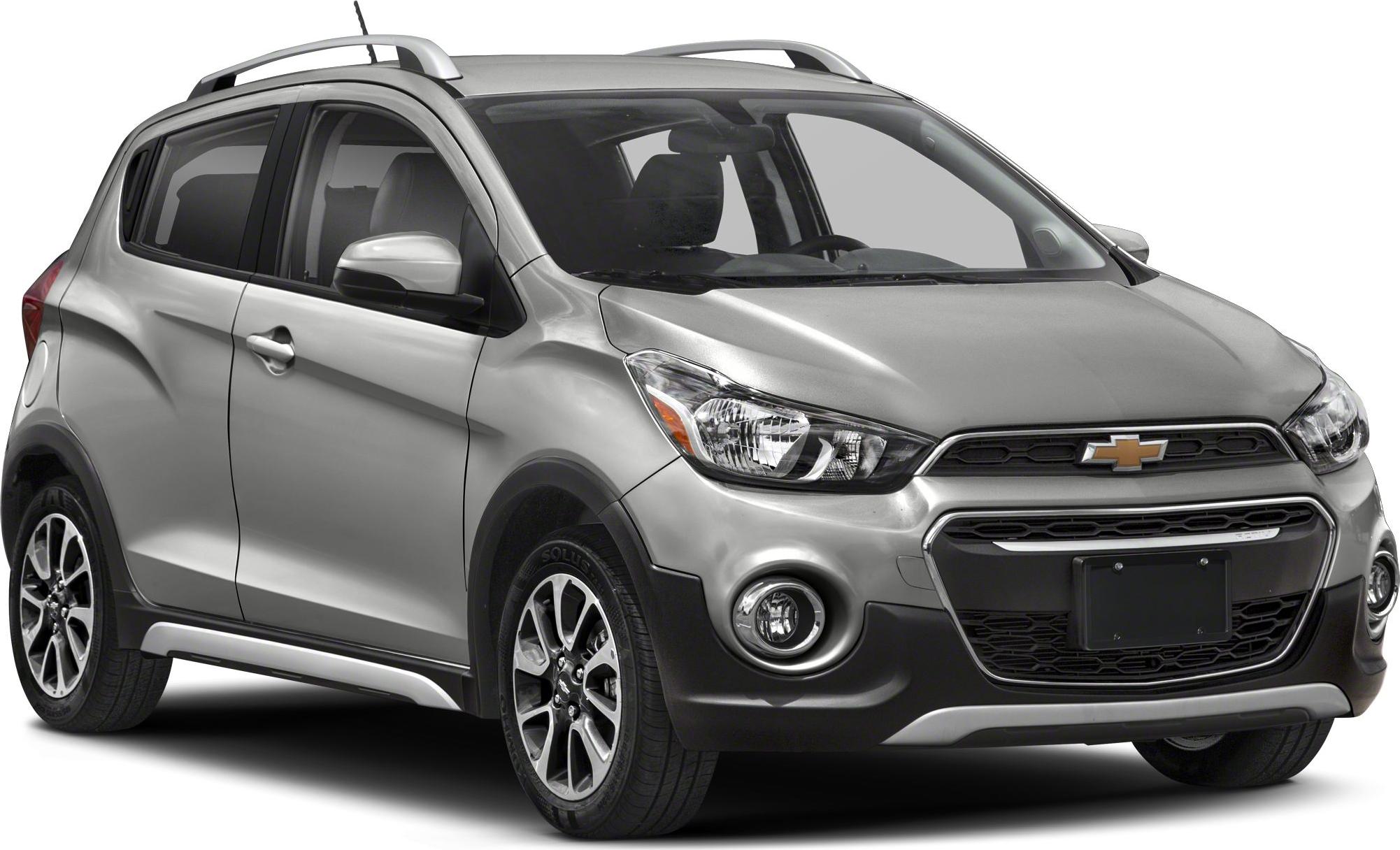Compact hatchback front side with alloy wheels, roof rails, fog lamps